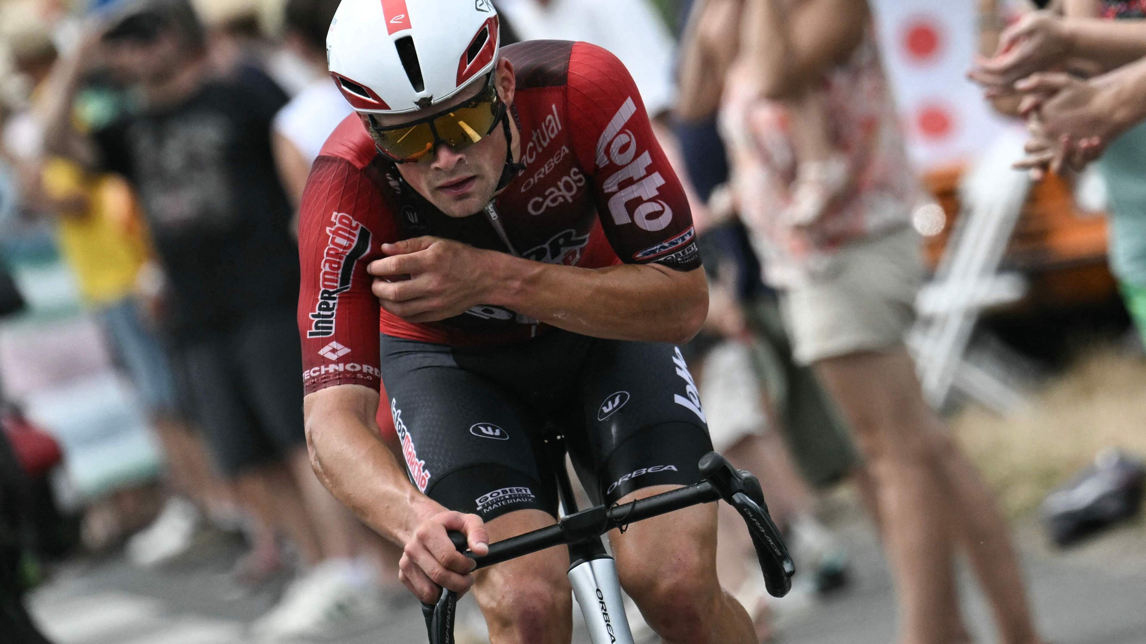 LIVE Tour de France | Voorlopig laatste kans voor Olav Kooij, eenzame Baptiste Veistroffer krijgt gezelschap