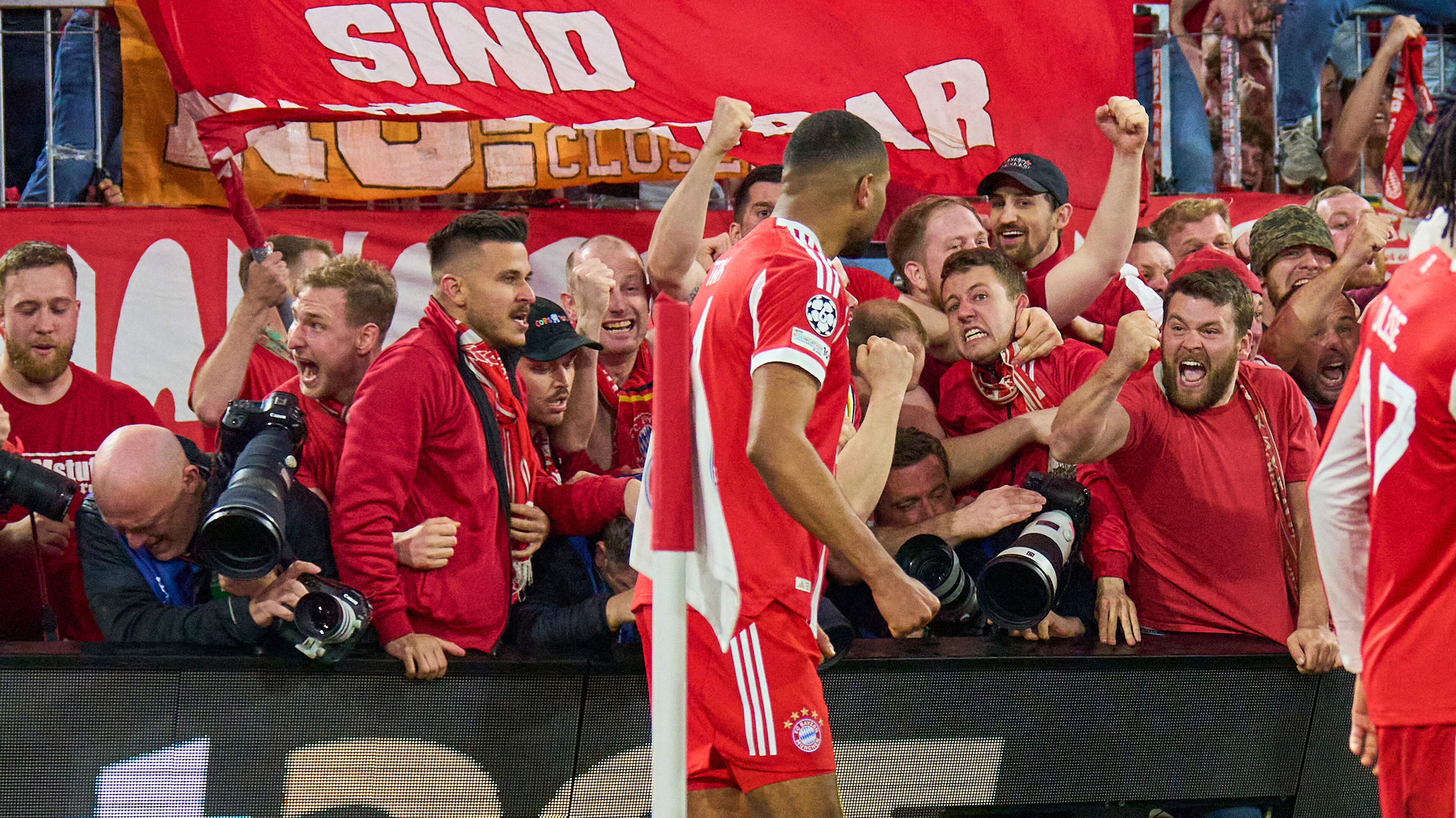 Bayern München - Real Madrid krijgt vervelend staartje: UEFA start tuchtprocedure vanwege gewonde fotografen
