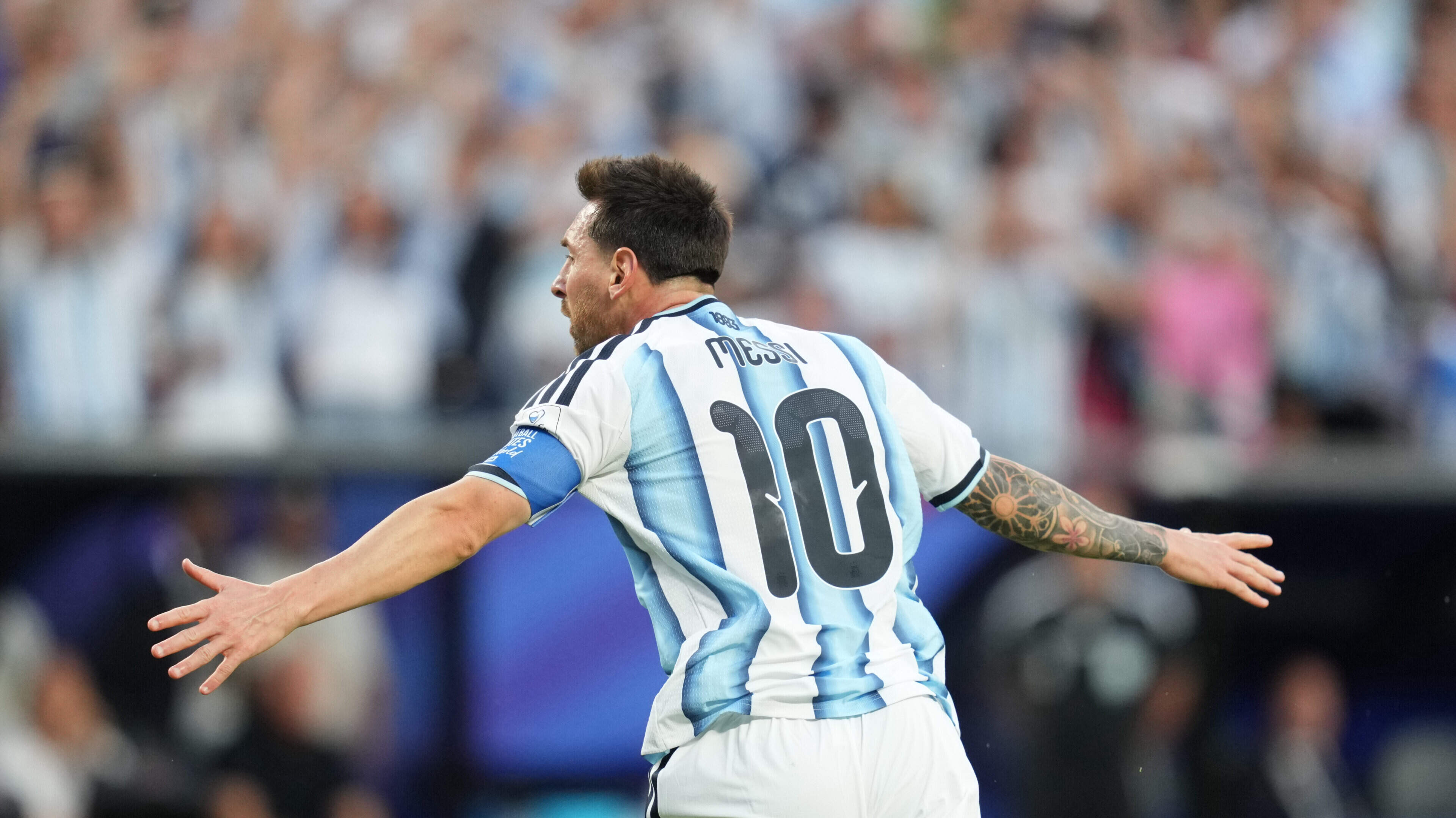 Kansas City overspoeld door Argentijnse fans: ’Beste moment om een bank te beroven is als Lionel Messi traint’