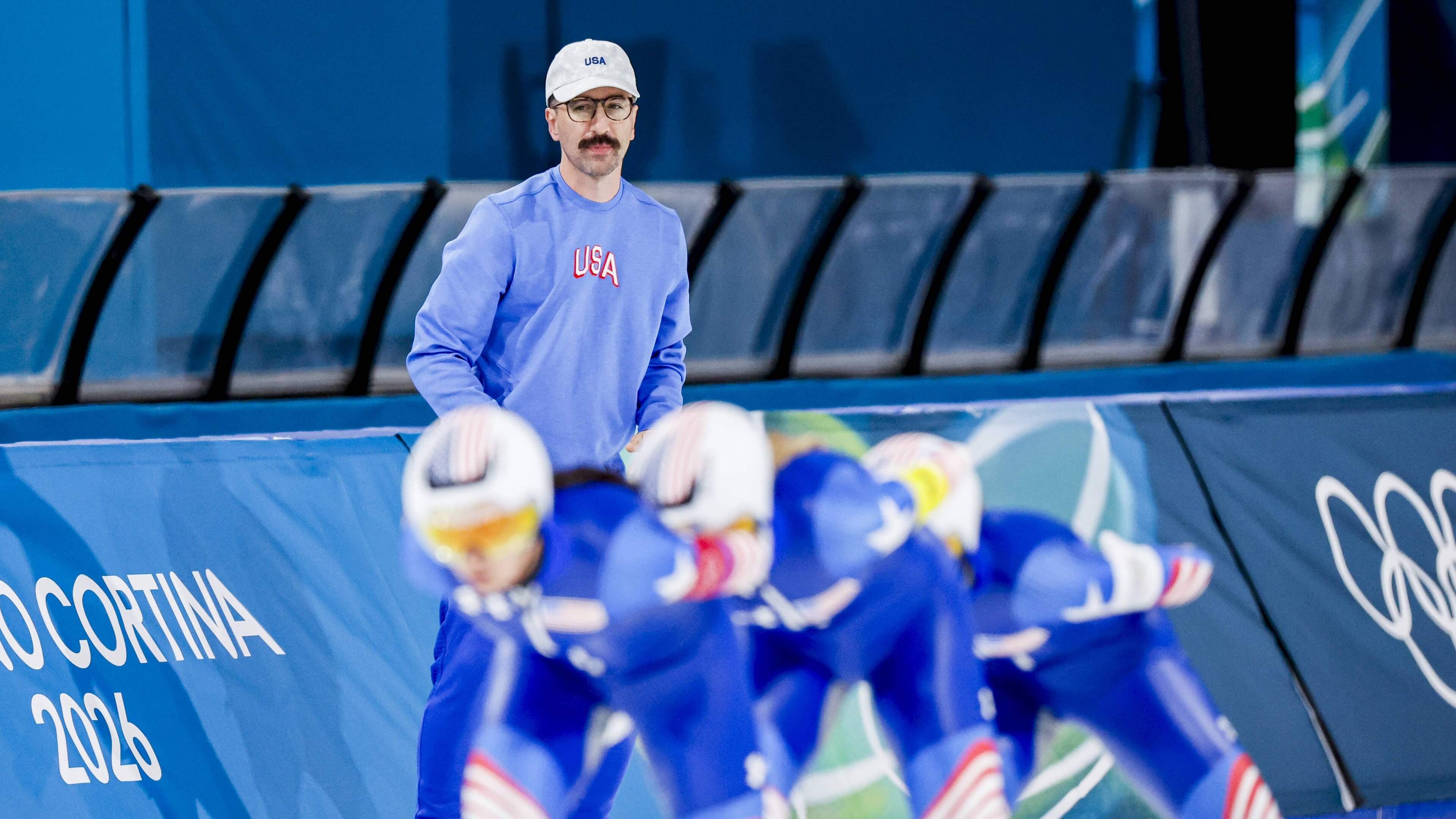 American Coach Critiques Dutch Men’s Team Pursuit Strategy as Outdated