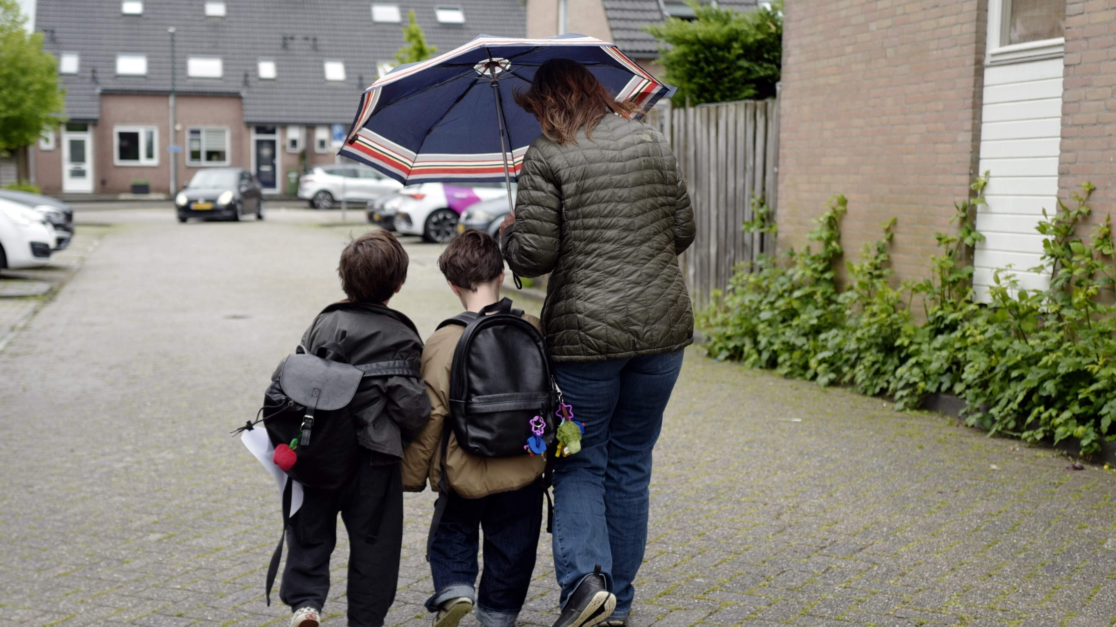 Vrijdag weer veel bewolking en kans op regen, maar maandag stijgt de temperatuur flink
