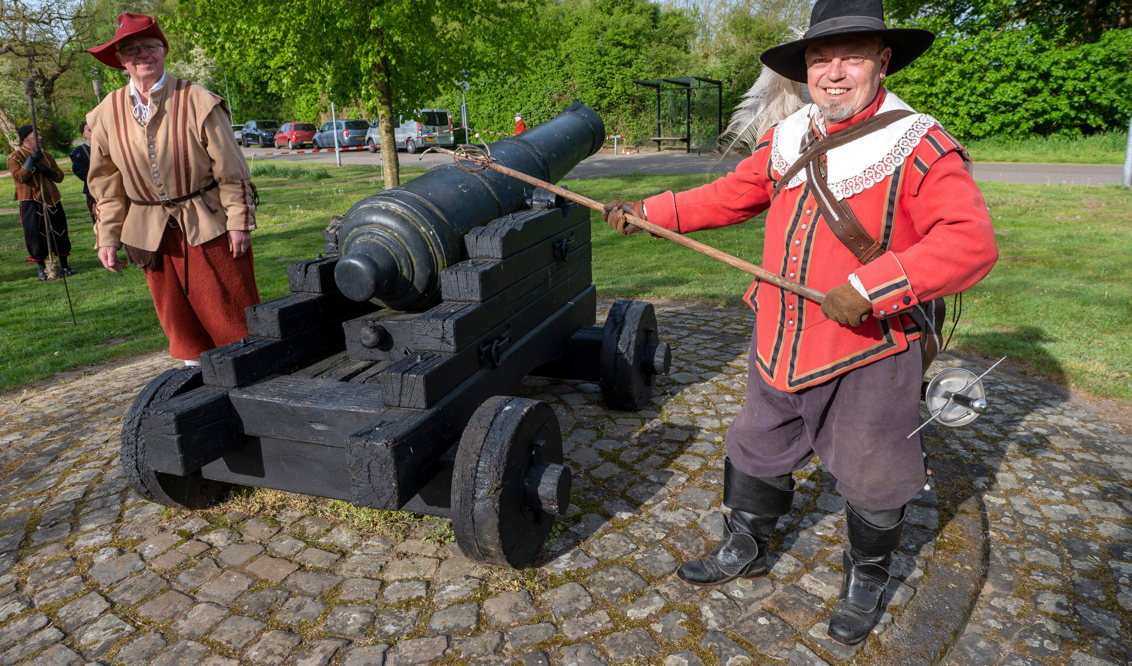 Focus op rijke historie Achterhoeks vestingstadje bij festiviteiten Koningsdag: ’Maurits verdreef de Spanjaarden’
