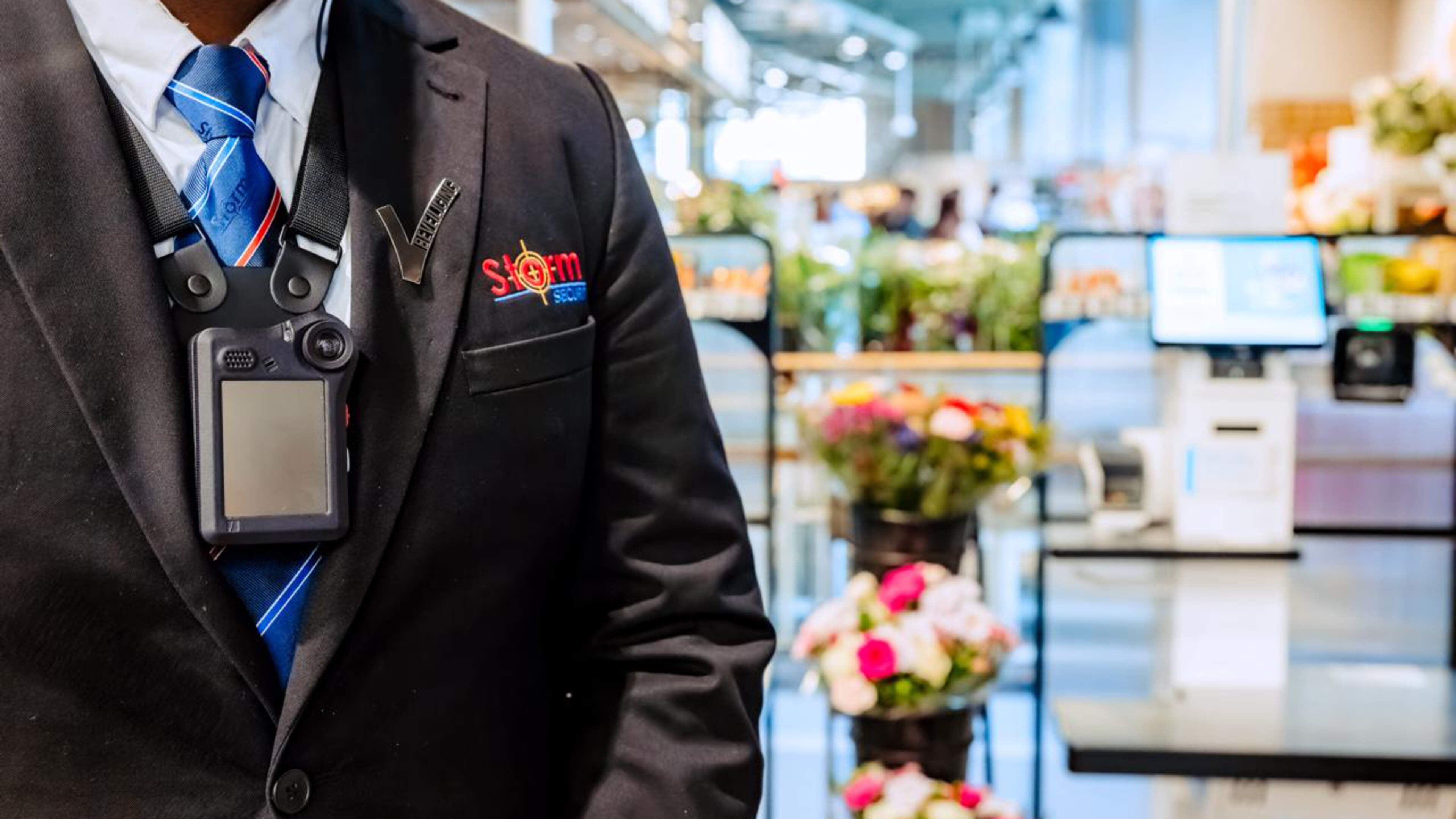 Lezersbrief: ’Bodycam voor supermarktpersoneel zal niet helpen’