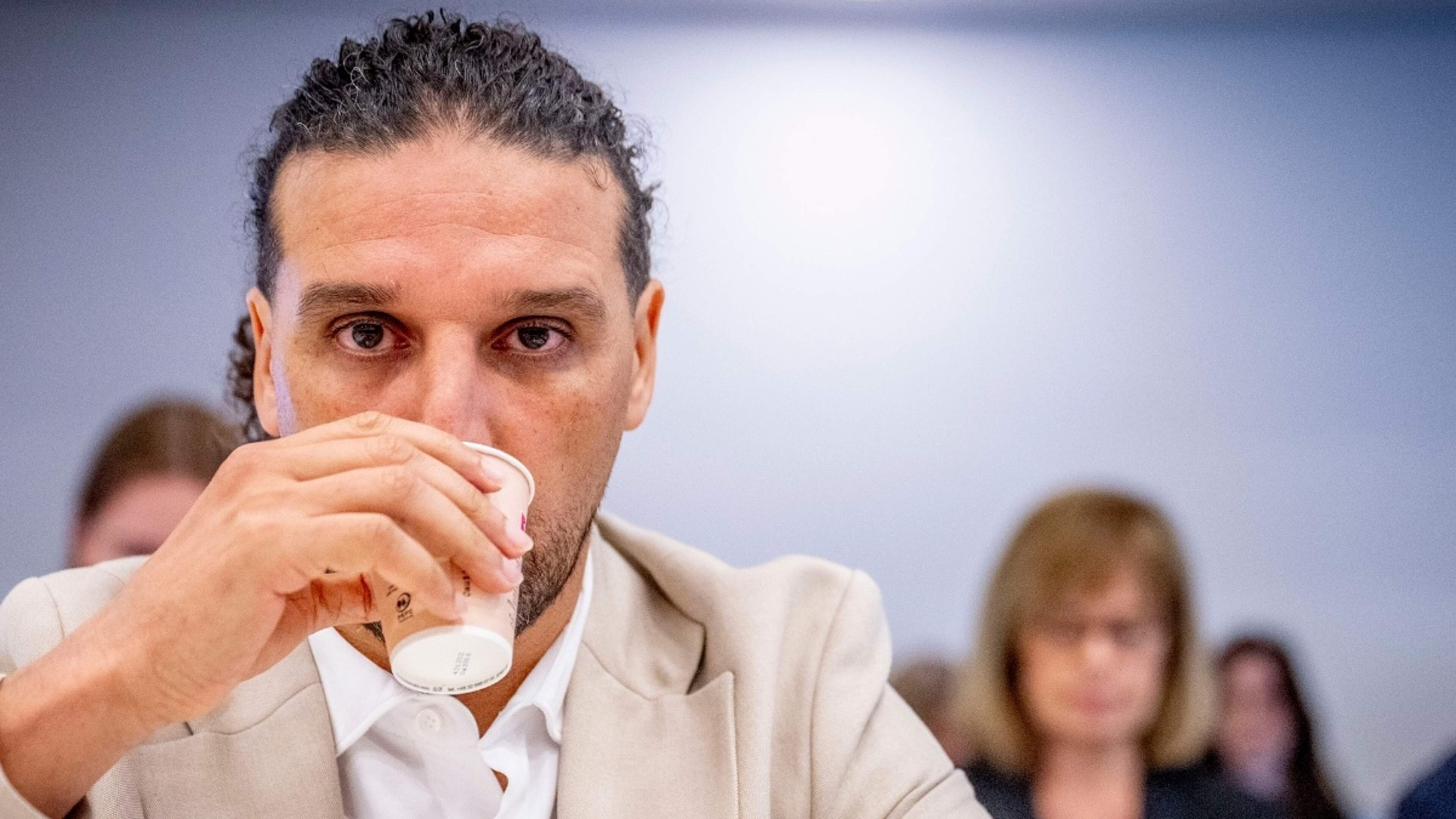 Lezers: ’Ook BN’ers niet onaantastbaar’