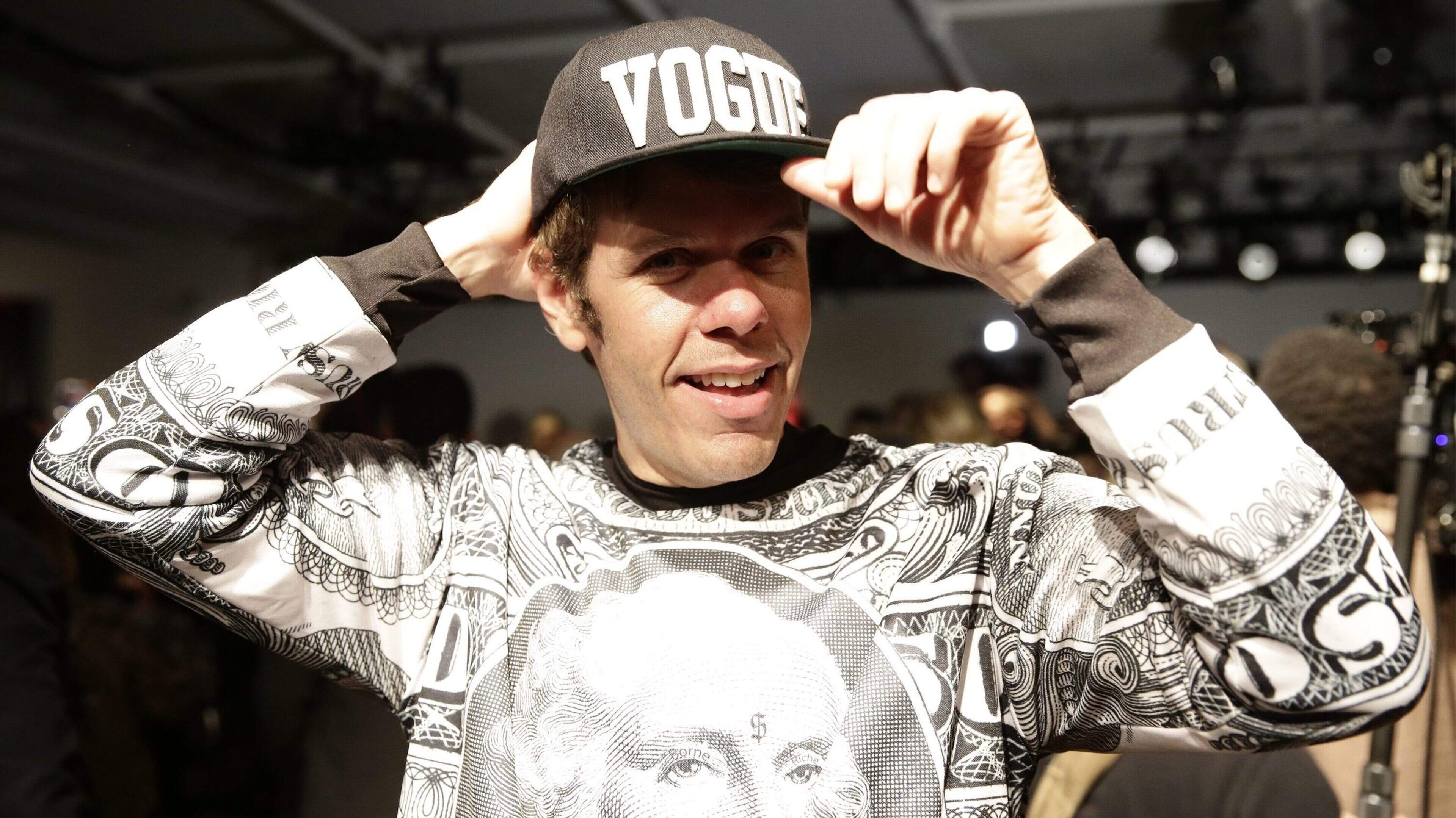 Naasten Perez Hilton bevestigen dat roddelblogger medische hulp krijgt na mentale crisis