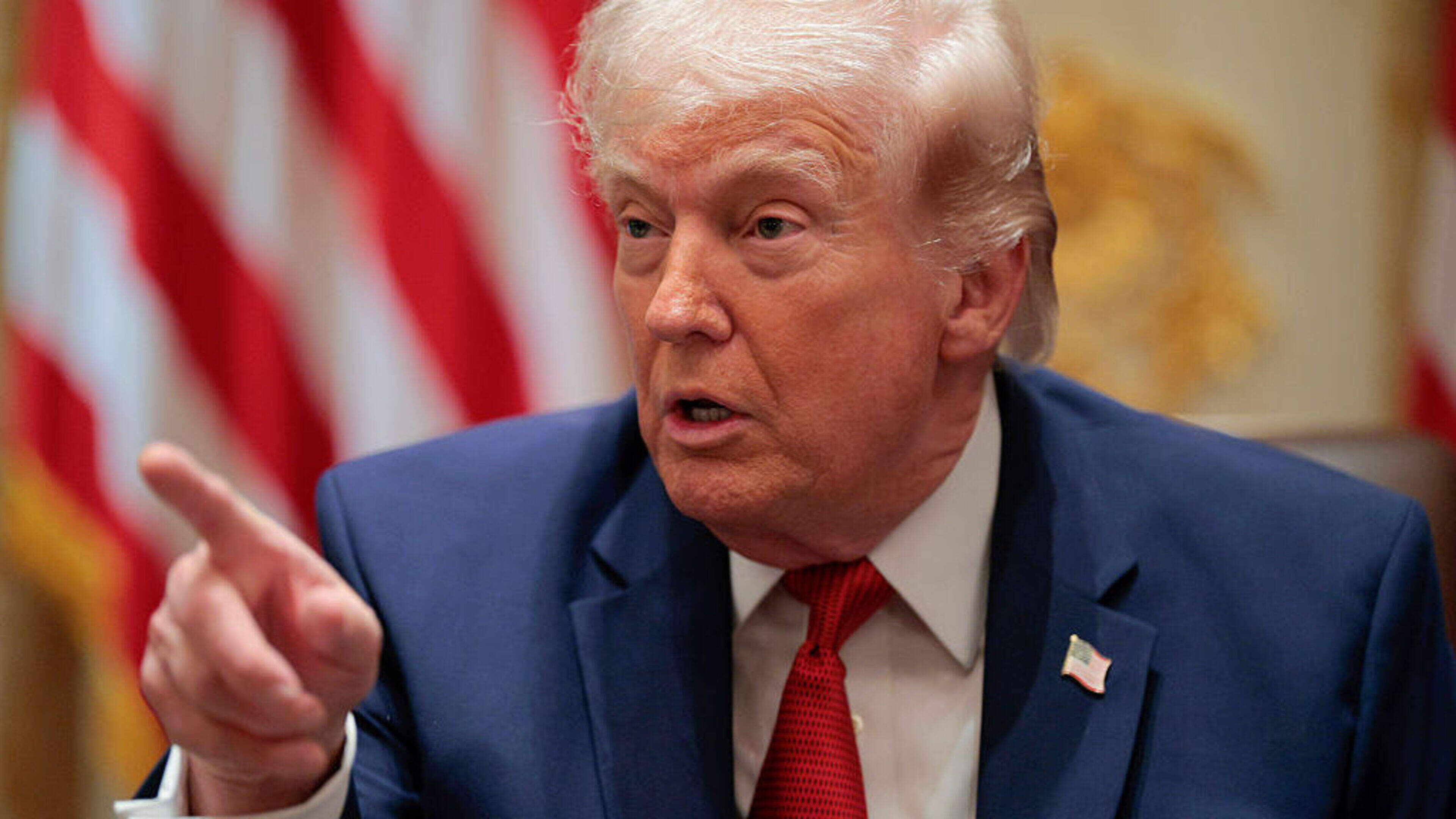 LIVE | Trump stelt ultimatum aan Iran en dreigt: Straat van Hormuz uiterlijk dinsdag open, anders geen energiecentrales en fabrieken meer