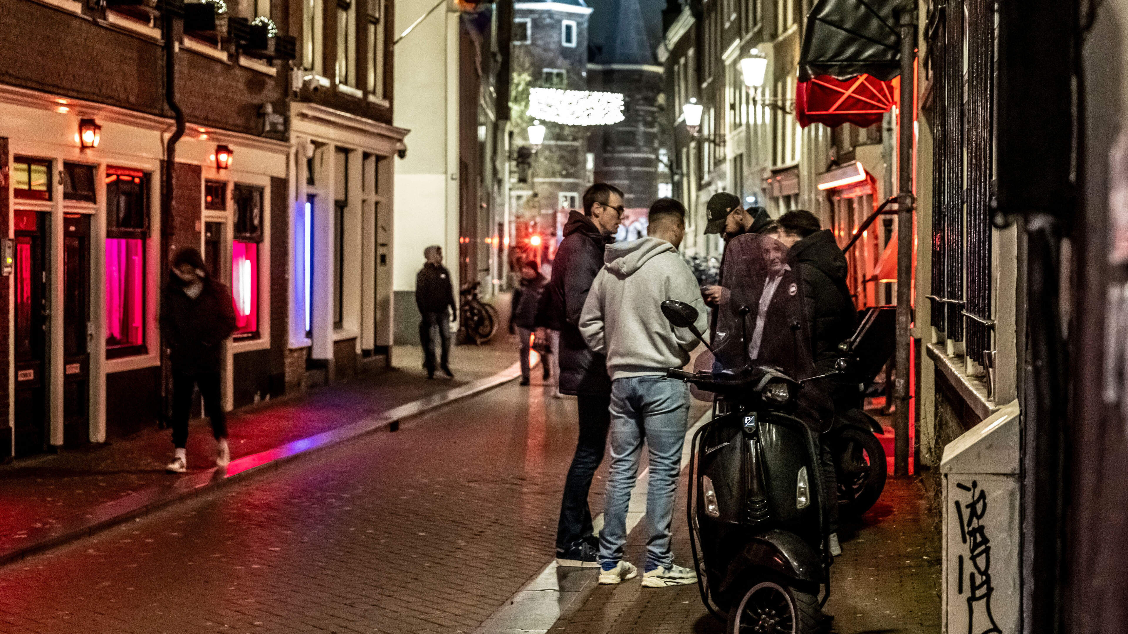 Van woningbouw tot lokale lasten: hoe duur verkoopt D66 Amsterdam haar huid aan overmachtig PN?