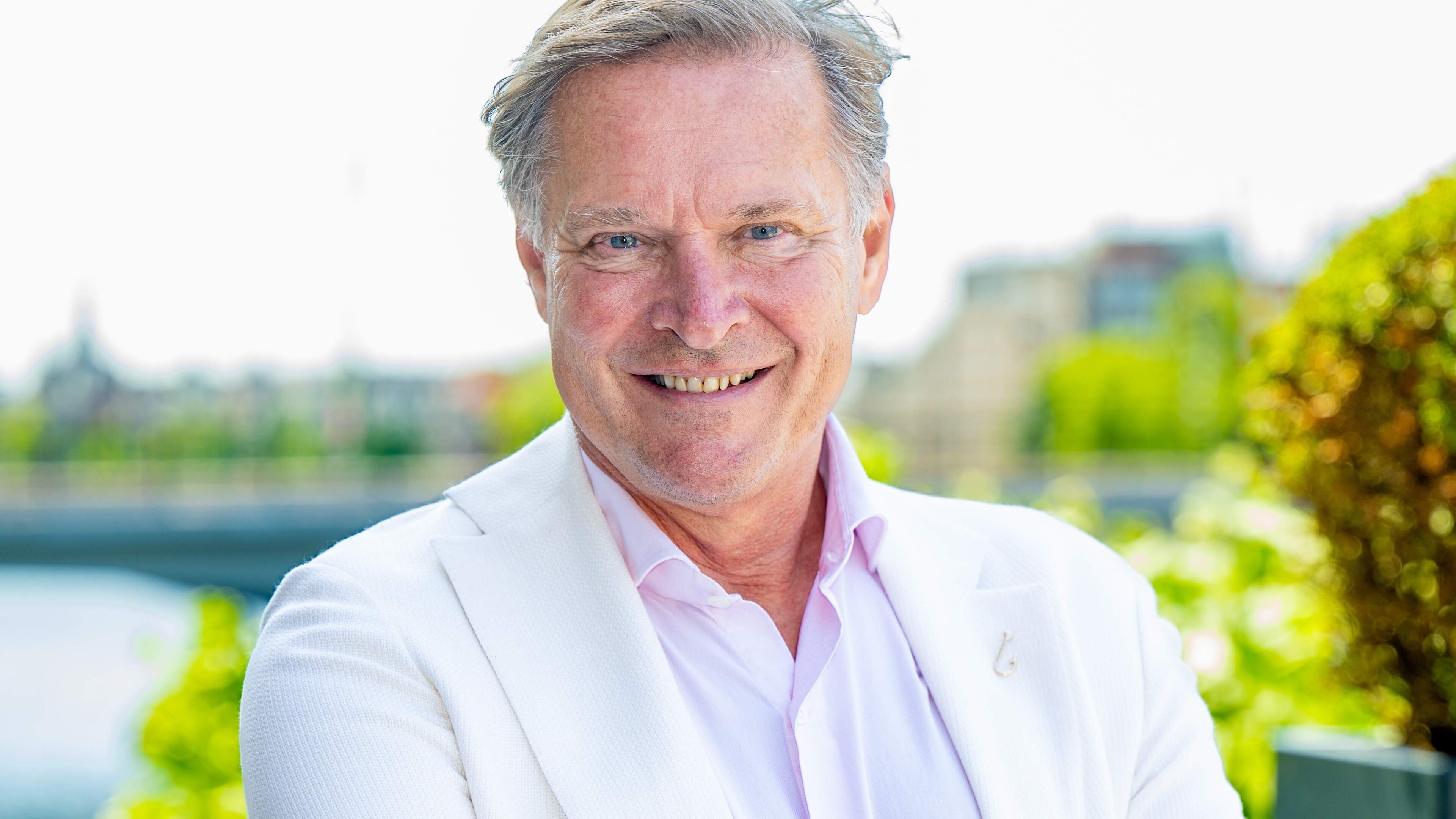 Albert Verlinde ziet kans op tonnen winst verdampen en verkoopt luxe appartement Maastricht duizenden euro’s onder vraagprijs