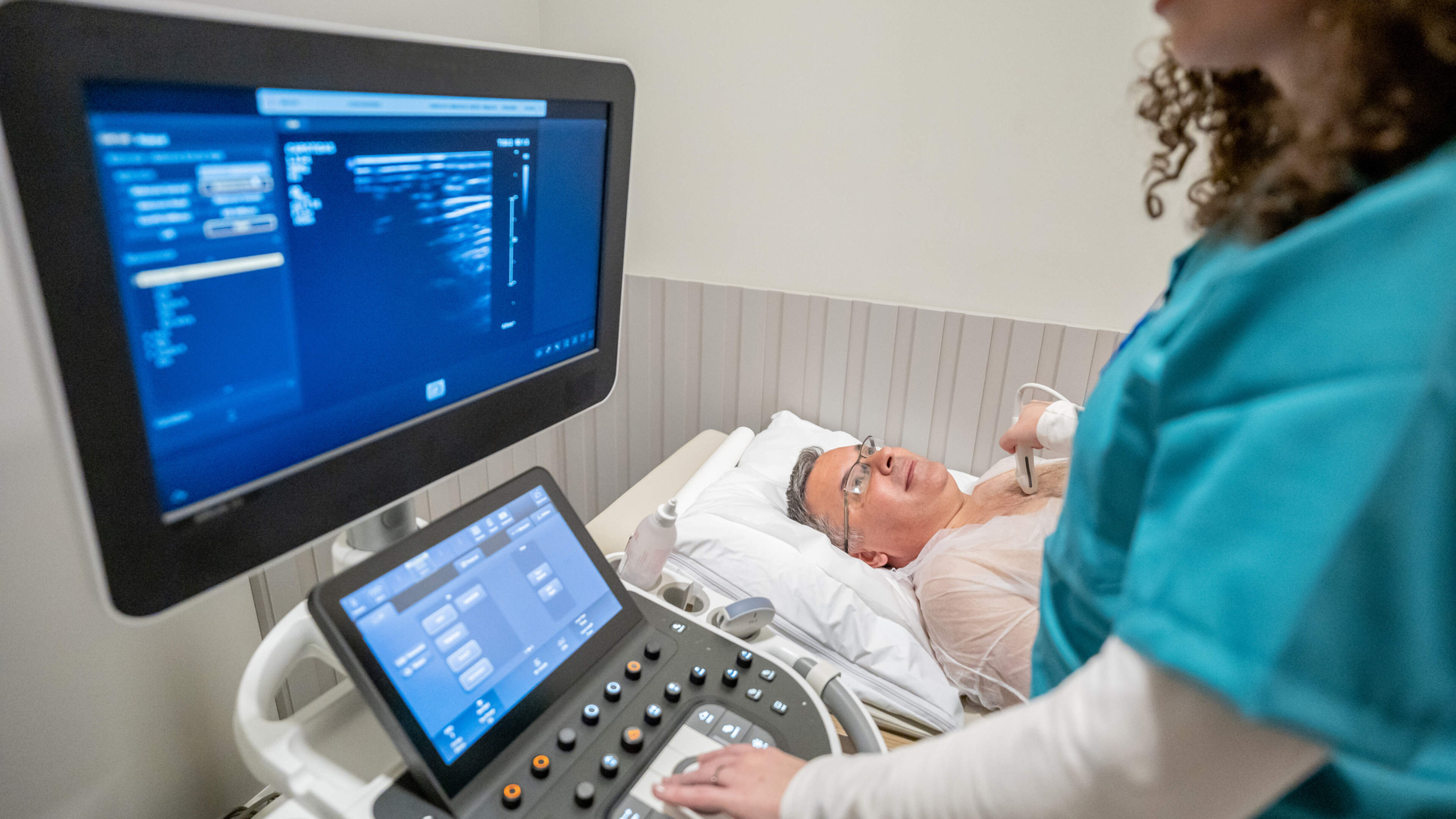 Hartfalen treft half miljoen Nederlanders, maar velen weten het niet: ’herkennen van  deze atypische signalen redt levens’