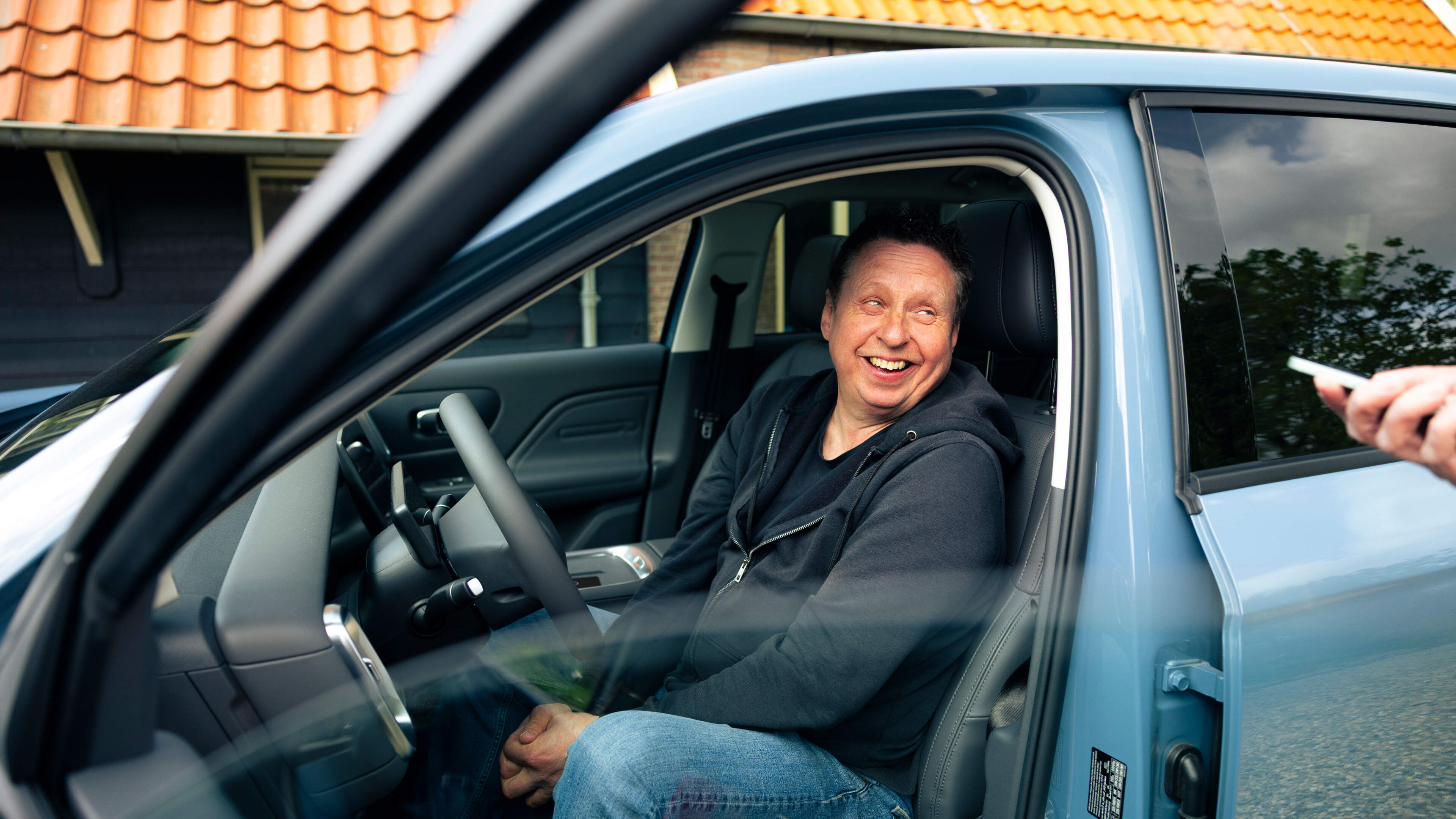 Verkeerspsycholoog: ’Je zou mensen vóór hun 25e eigenlijk geen rijbewijs moeten geven’