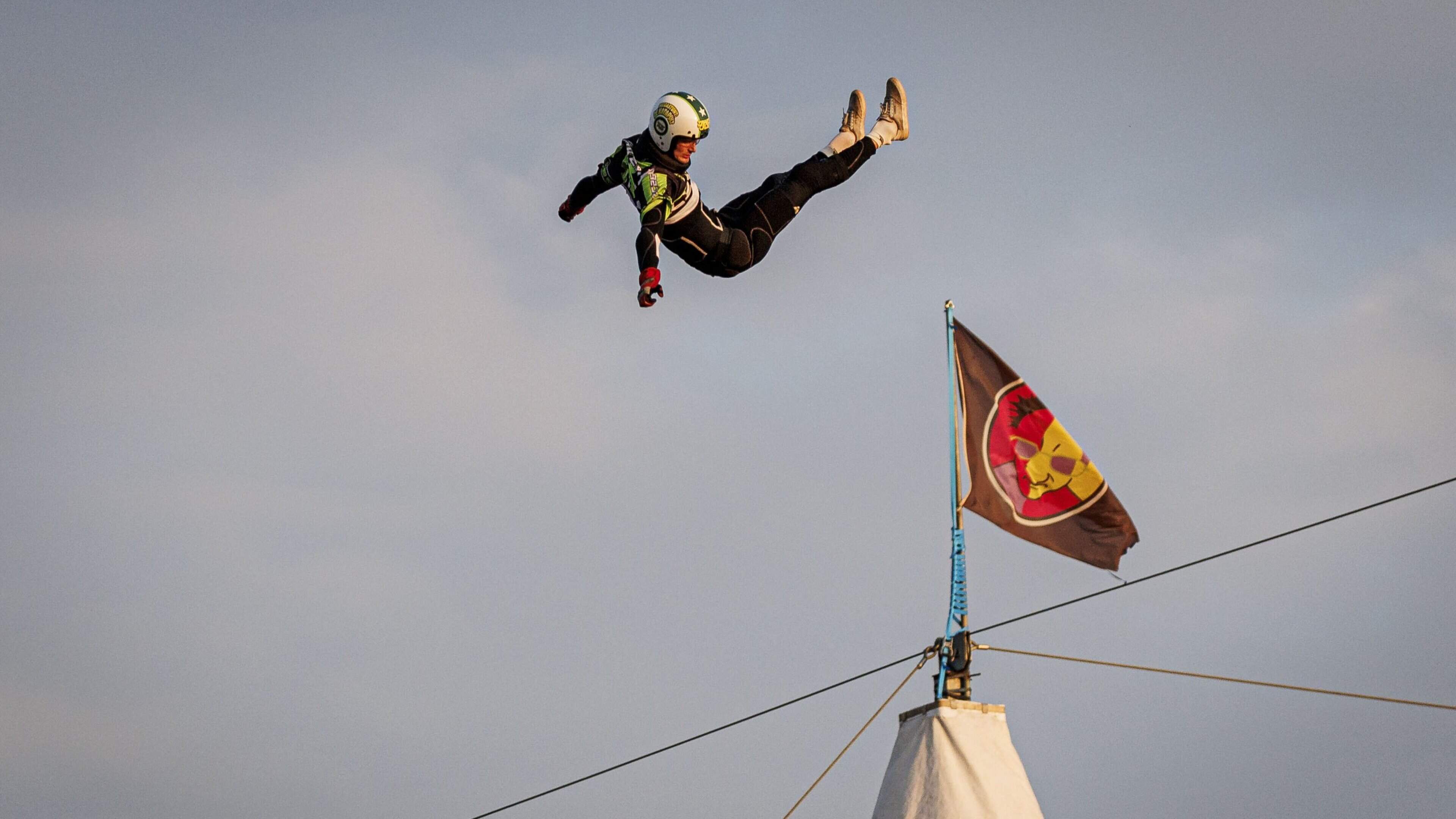 Tweede stuntman gewond na katapultsprong op Zwarte Cross