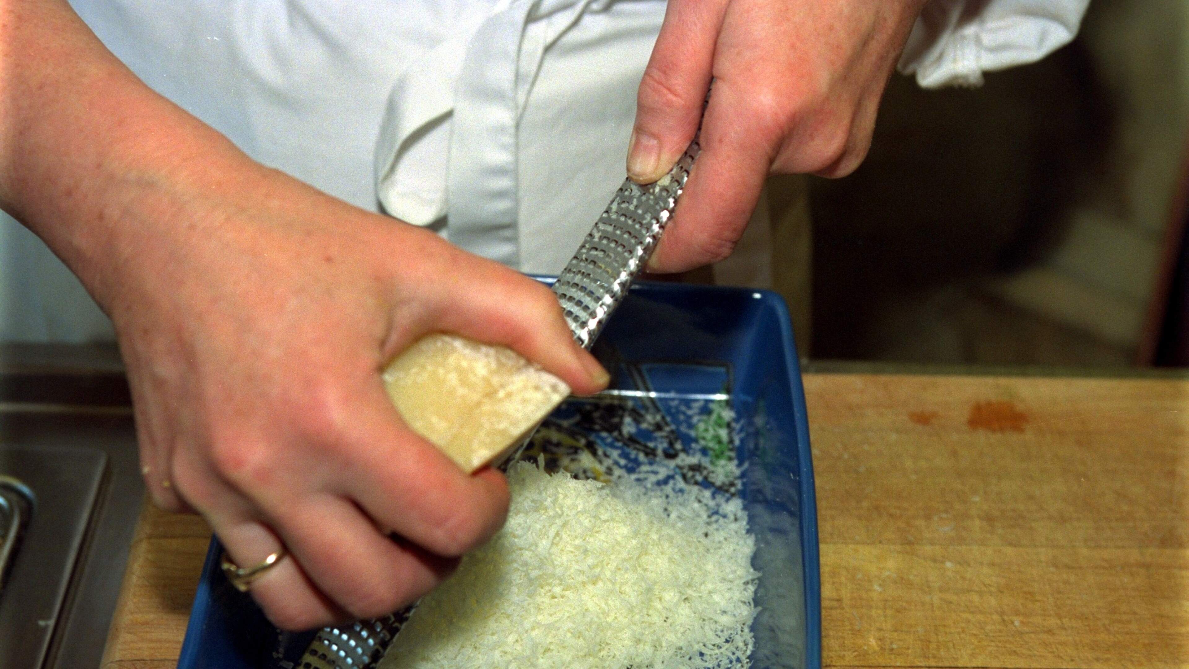 Productie Parmezaanse kaas in gevaar: Italië bezorgd om koeien door extreme hitte