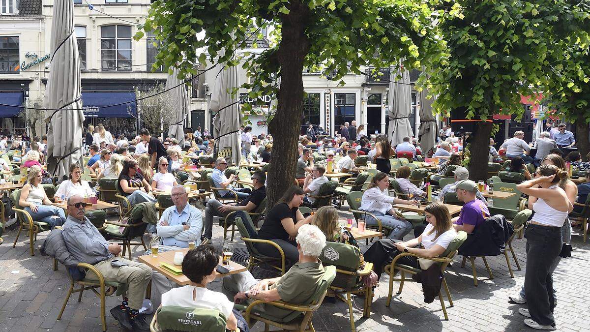 Na de regen: Eindelijk stralende zon en aangenamere temperaturen in aantocht!