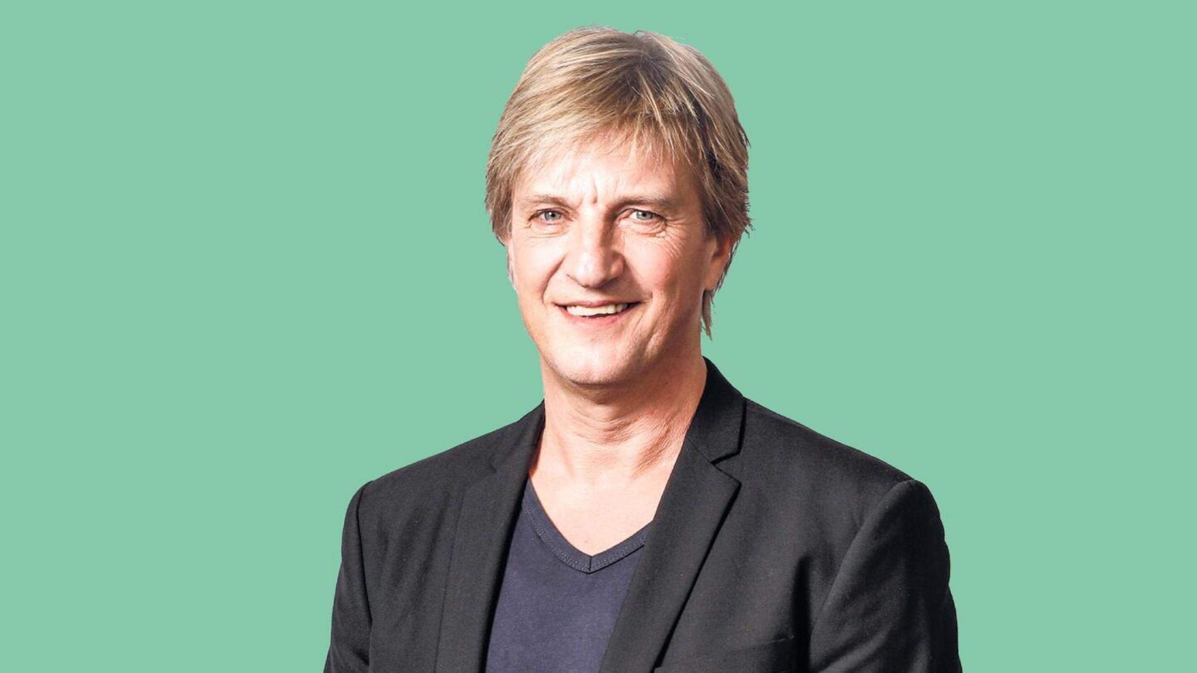 Wim Kieft: Frenkie scant, maar vertraagt: waar blijft de snelle pass op Gakpo?
