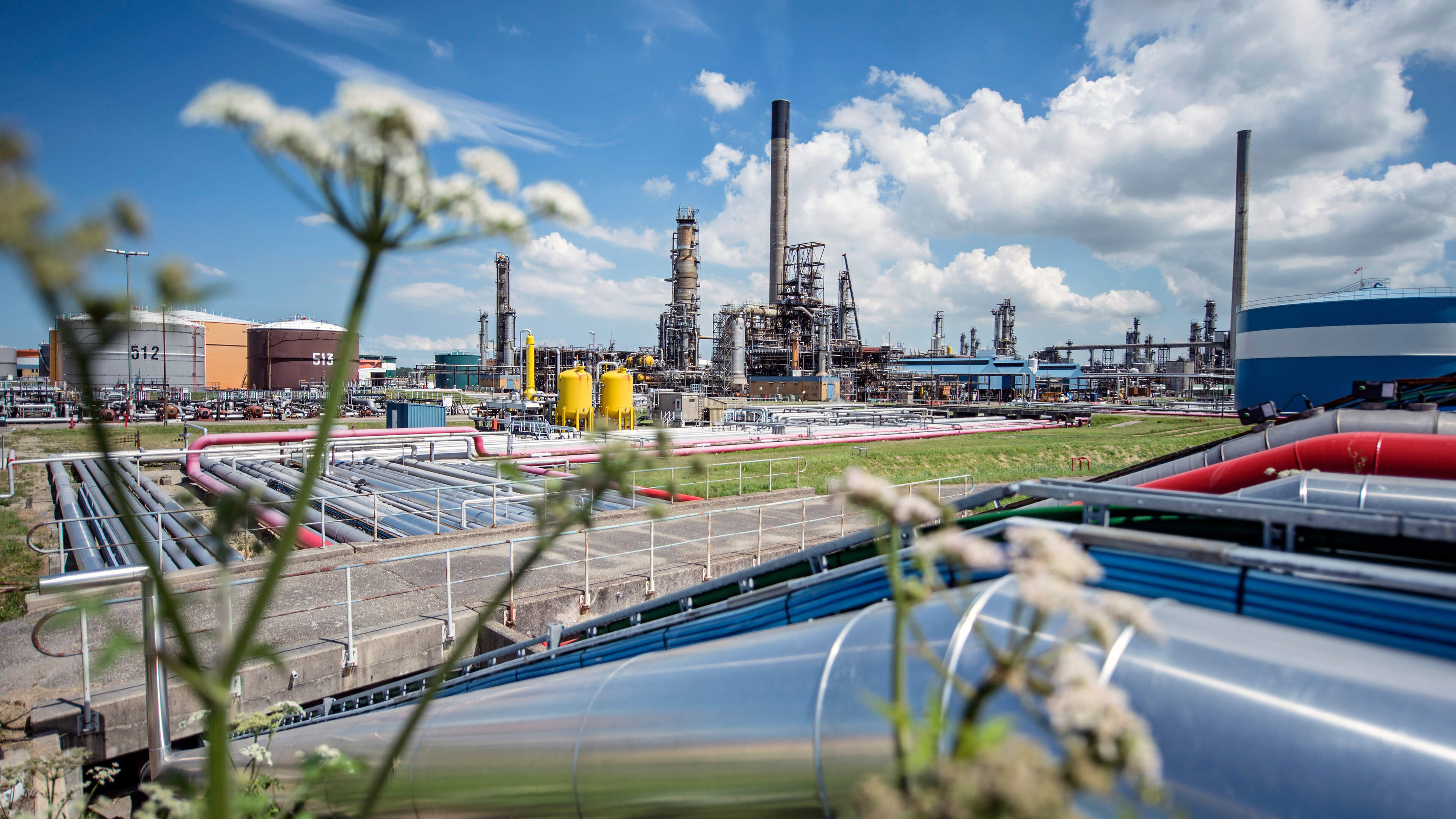 TotalEnergies waarschuwt: Nederlandse kosten nekken concurrentiekracht, ’zorg snel voor gelijke kansen met buurlanden’