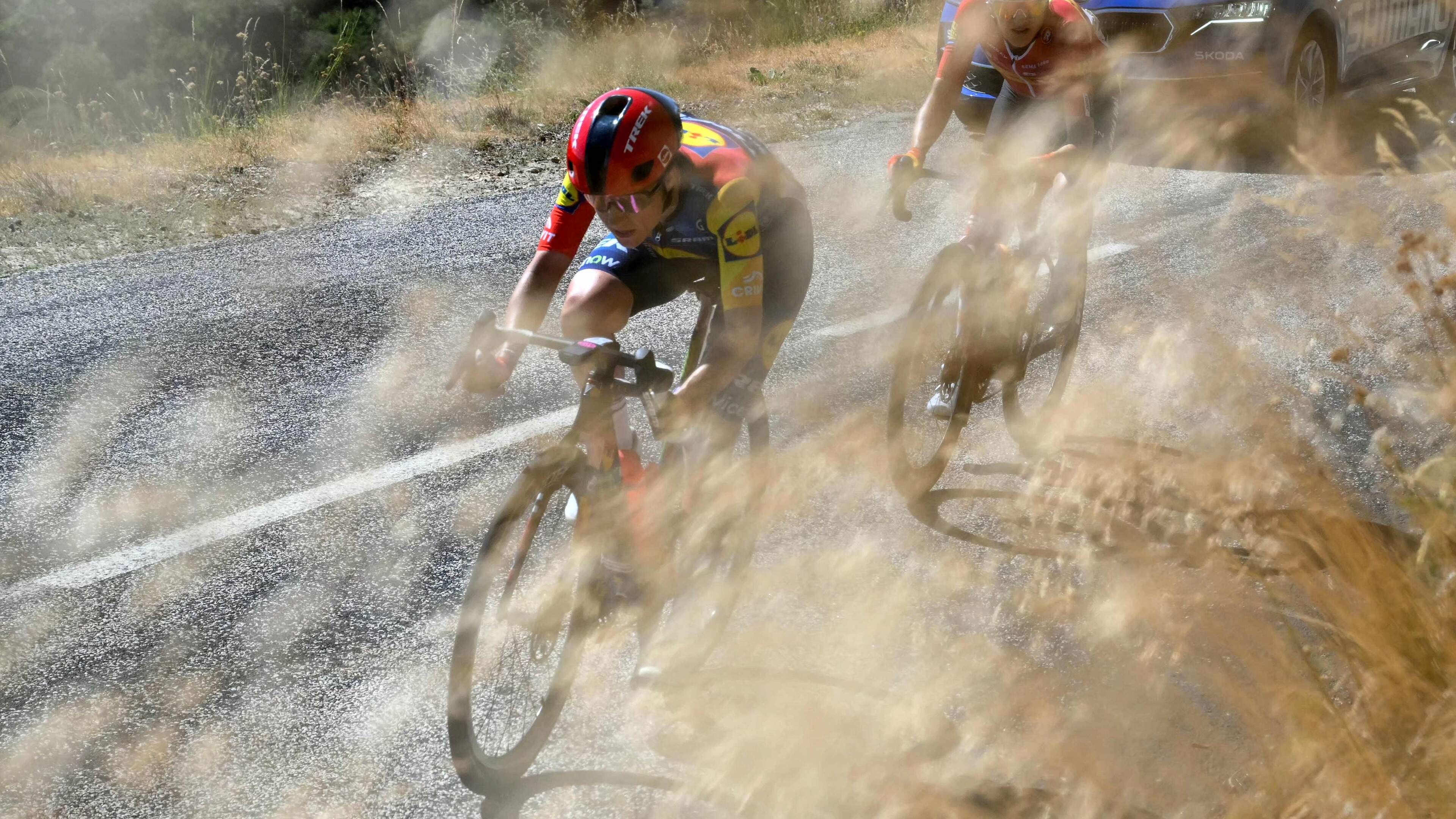 LIVE Tour de France Femmes | Loes Adegeest gegrepen door ontketende ploeg van Demi Vollering