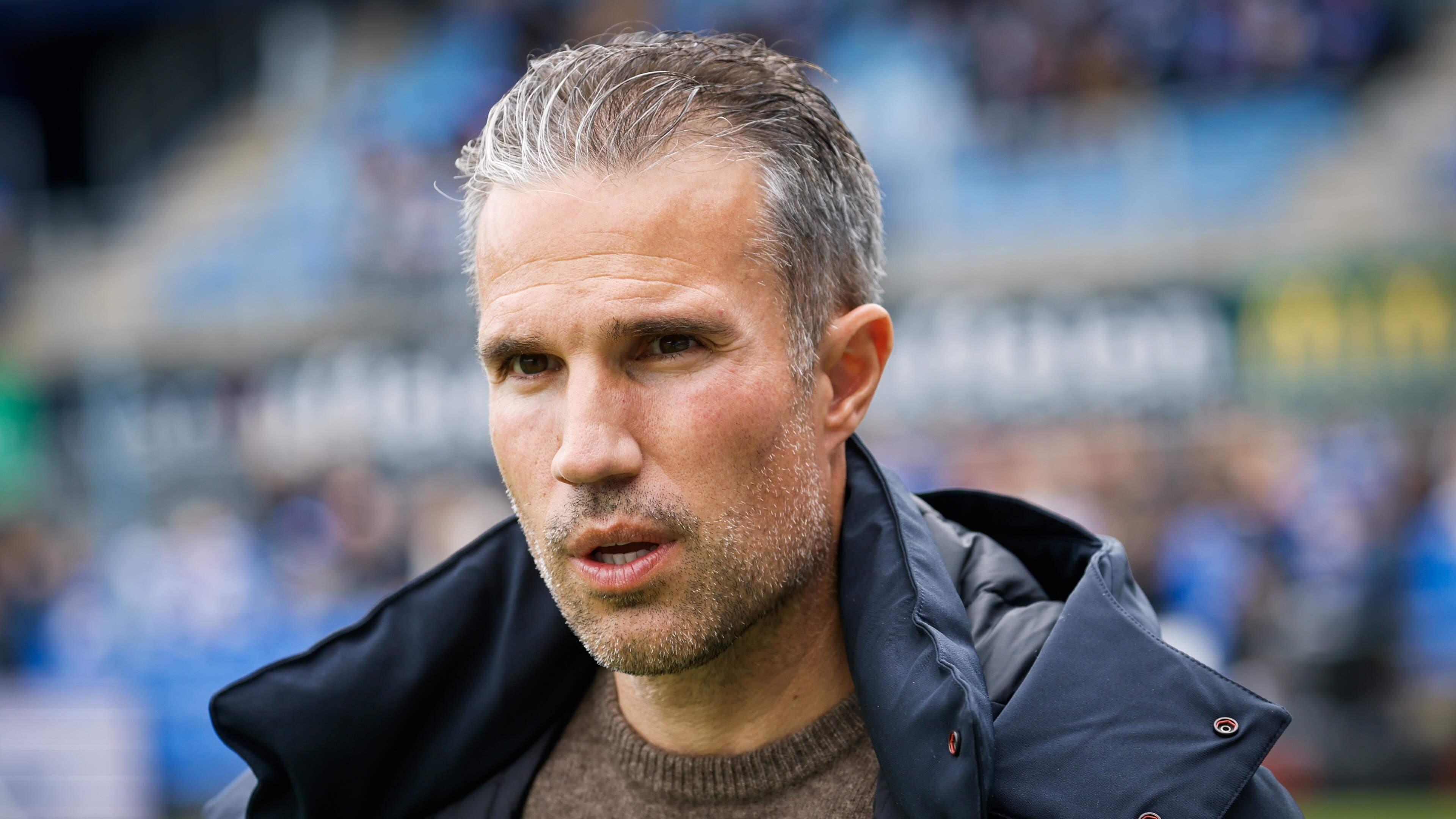 Feyenoord zet Robin van Persie per direct op straat