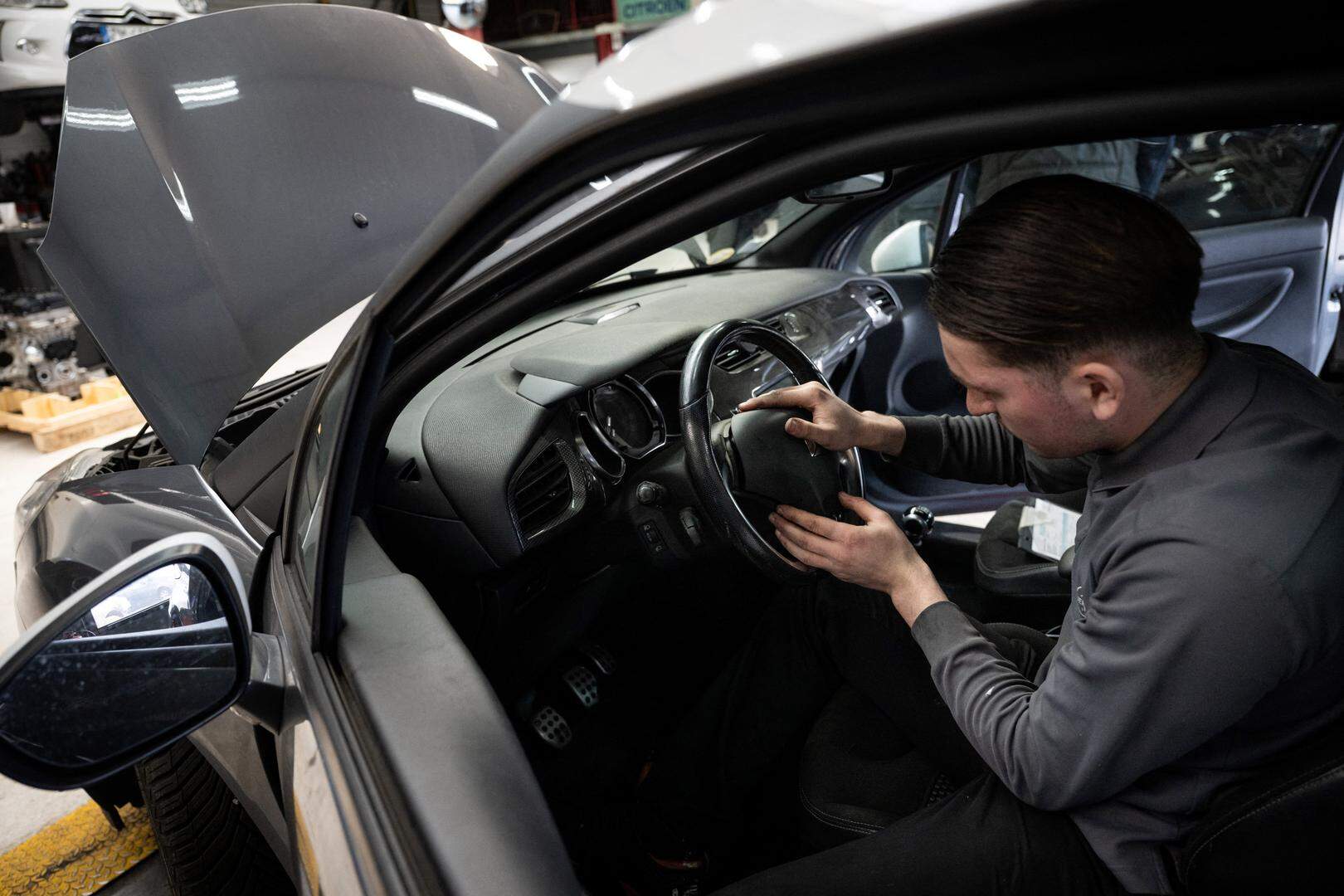 Duizenden Citroën-eigenaren in Nederland mogen weg niet meer op | De Limburger