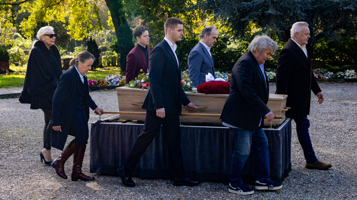 Friends and Family Bid Farewell to Maarten Spanjer at Private Funeral