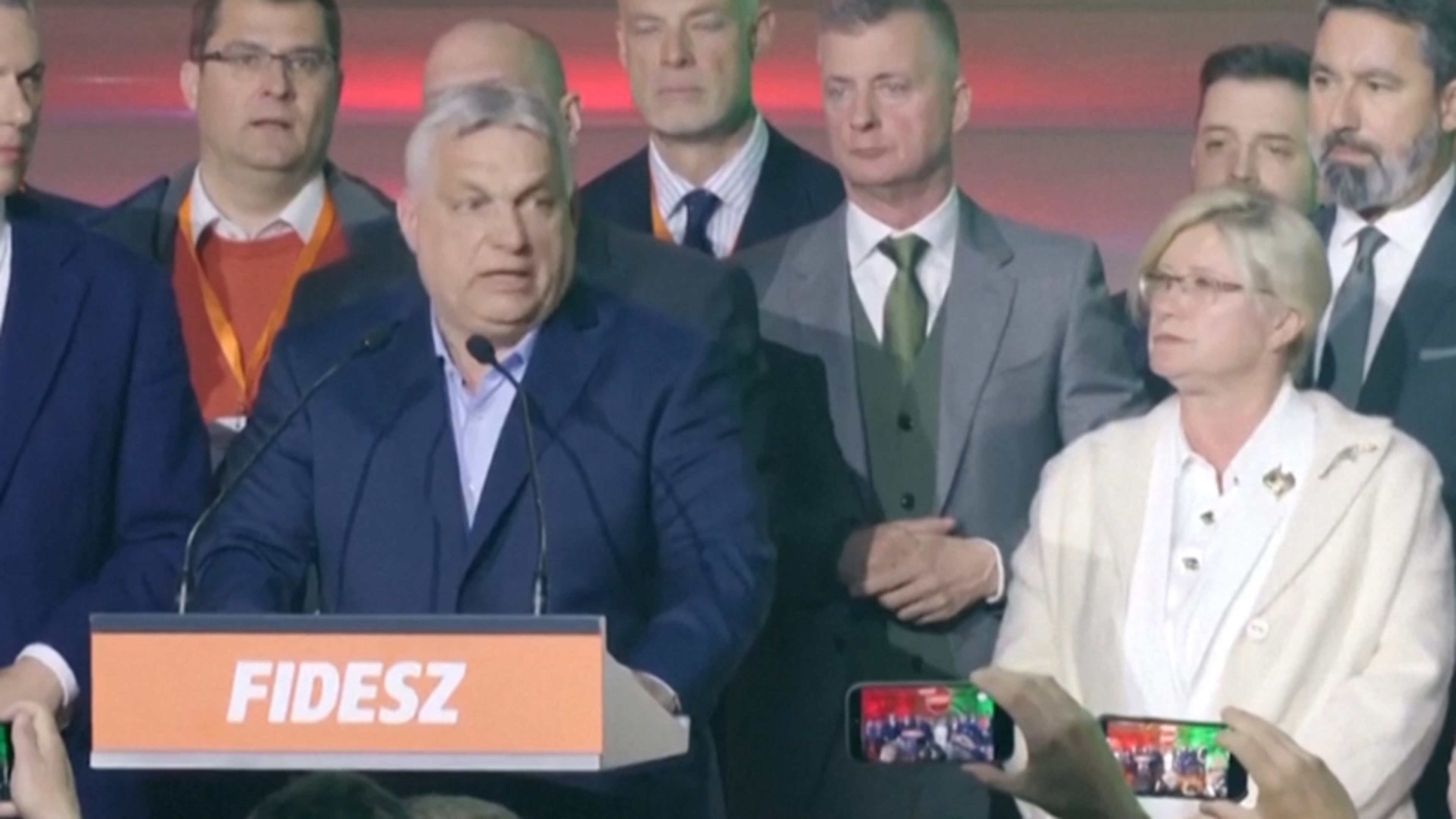 Orbán accepteert verlies en bedankt zijn kiezers
