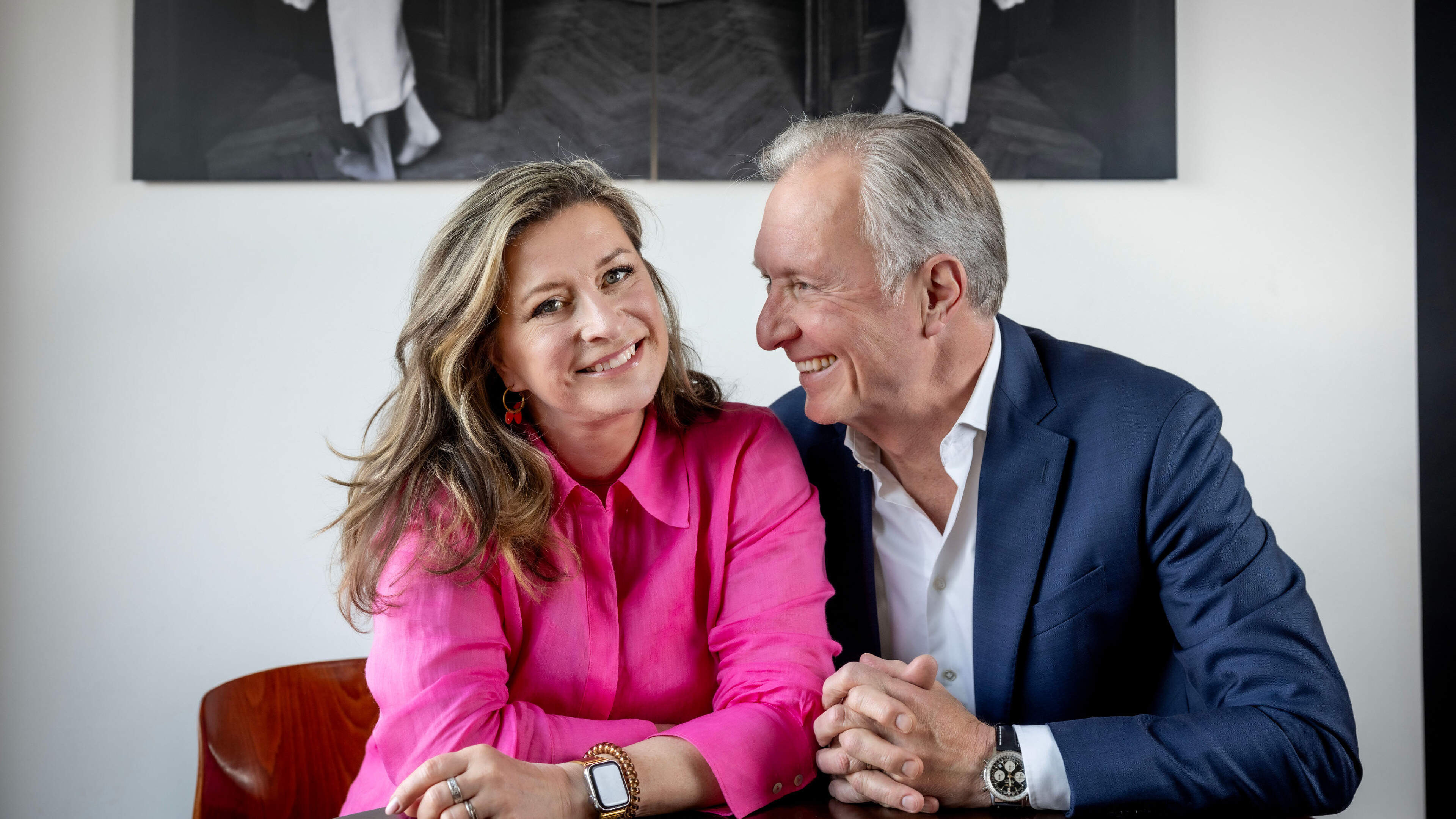 Rick Nieman en Sacha de Boer over dertig jaar liefde en hun nieuwe bijzondere project: ’Ik vind haar nog steeds heel jong’