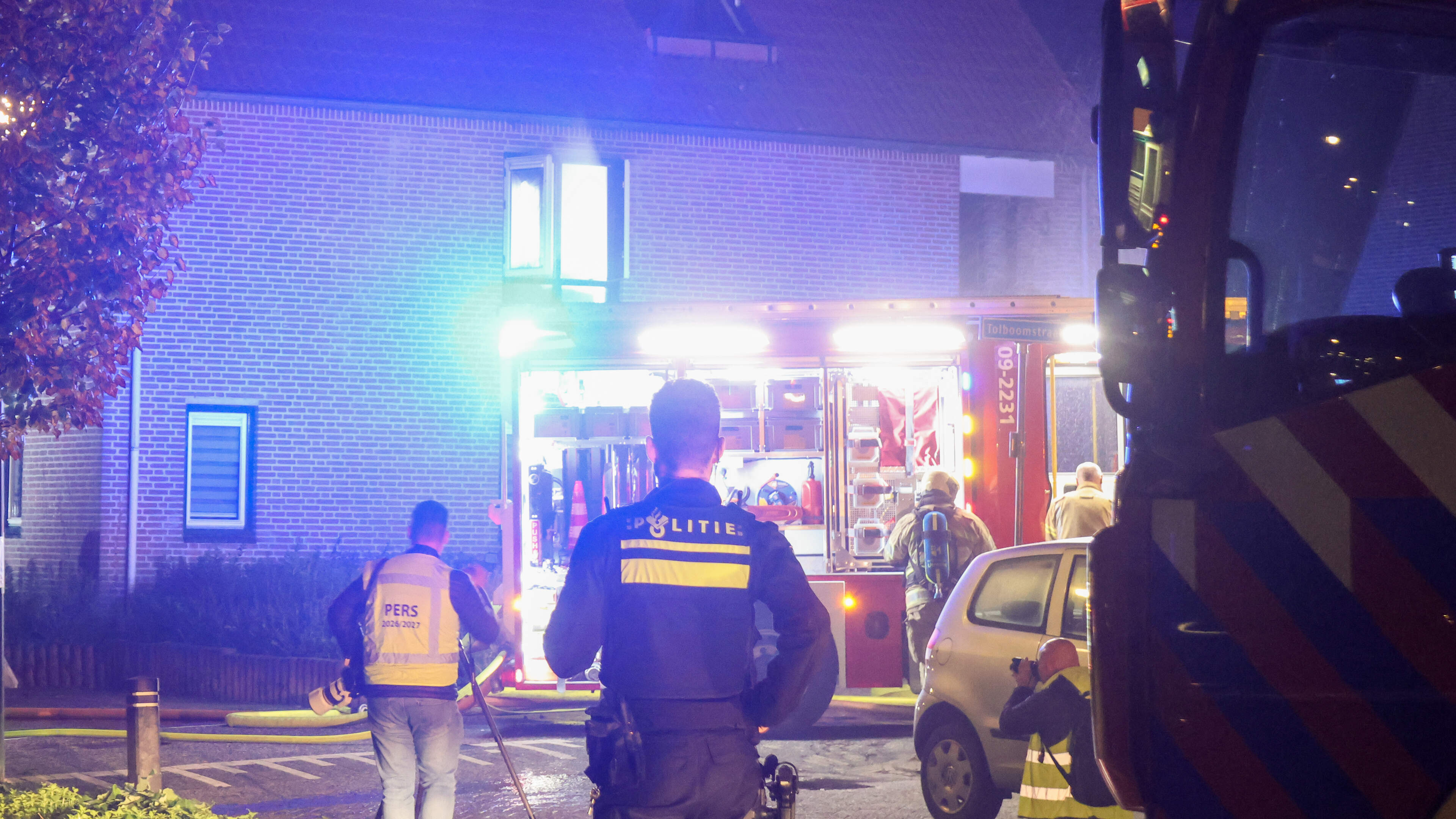 Grote brand na explosie in Leusden