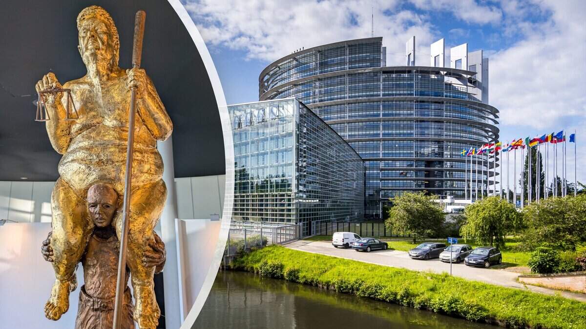 Standbeeld van Donald Trump opgedoken bij Europees Parlement