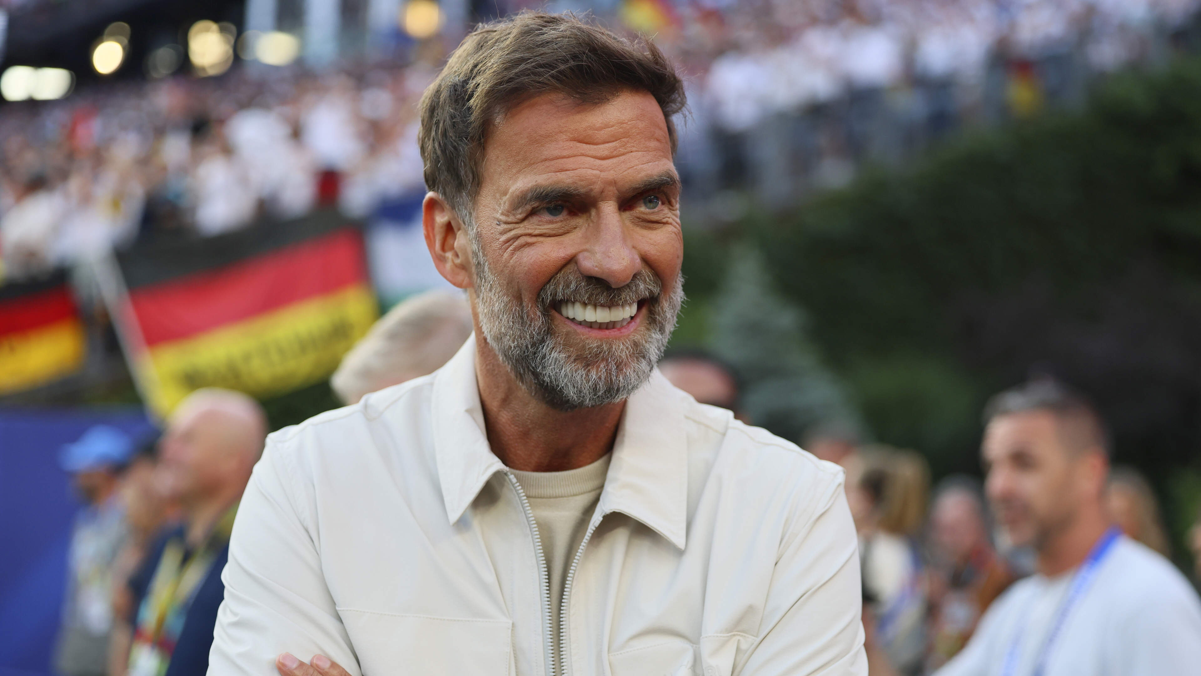 Jürgen Klopp bevestigt gesprekken over bondscoachschap Duitsland, maar noemt obstakel: ’Zal intensief worden’