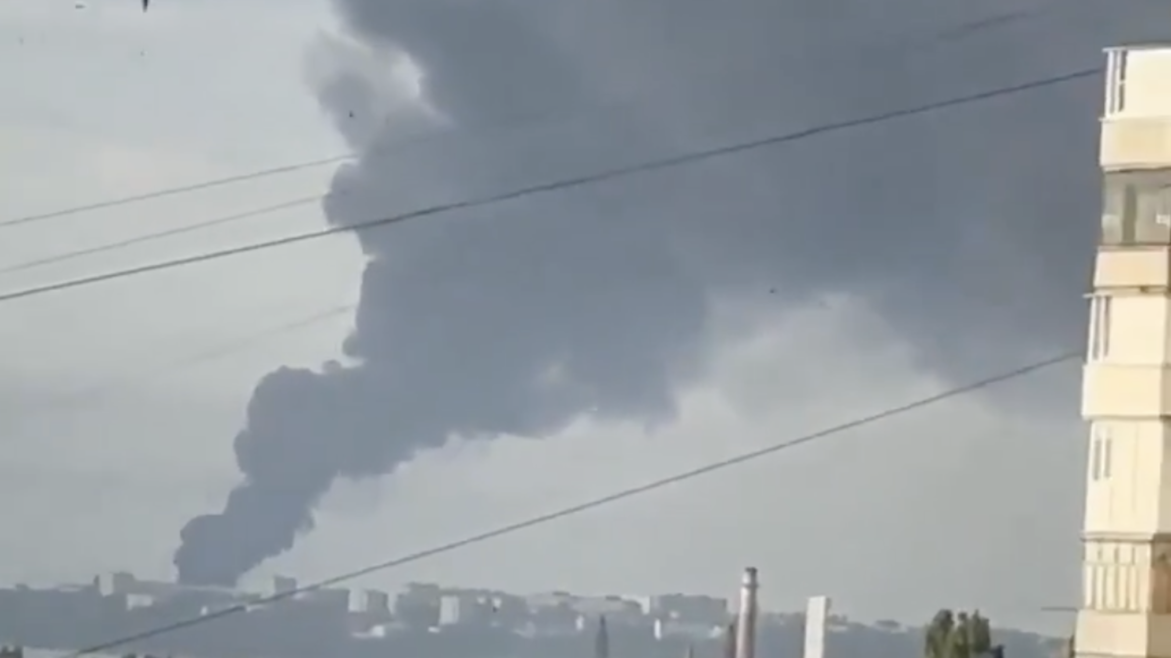 LIVE | Opnieuw branden bij Russische olie-infrastructuur na massale Oekraïense droneaanval