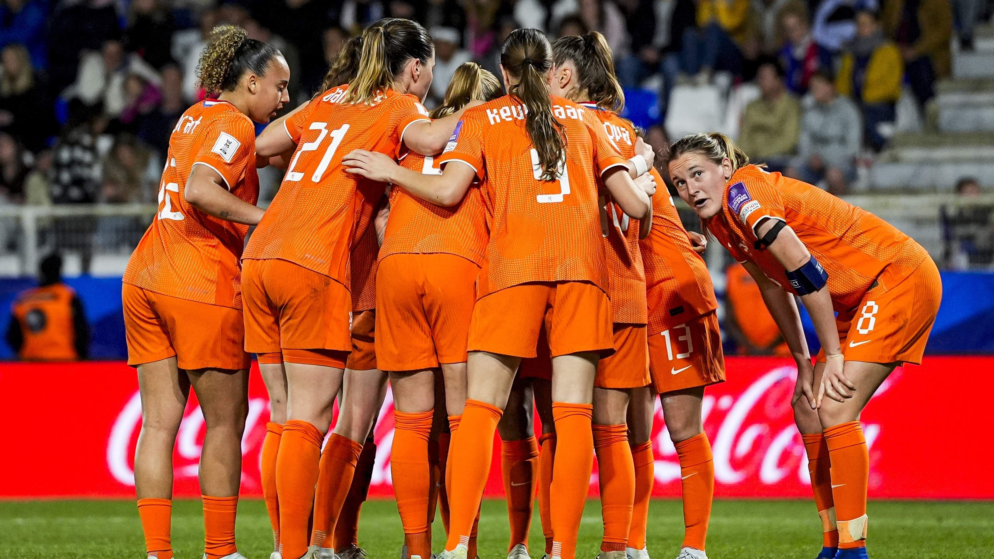 LIVE | WK-kwalificatie: Oranje Leeuwinnen moeten w