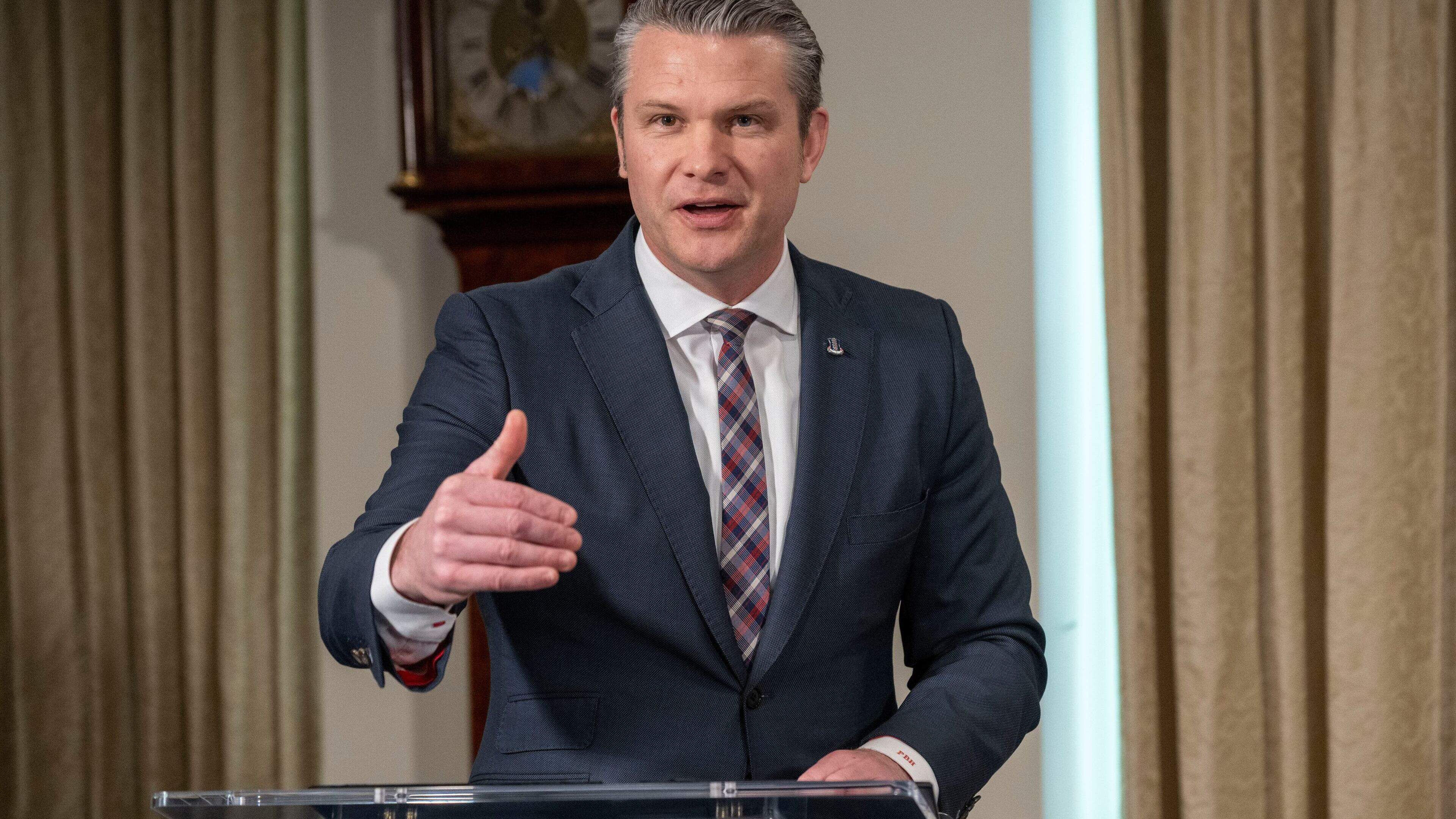 LIVE | Amerikaanse minister van Defensie Hegseth waarschuwt Iran: we zijn klaar voor hervatting strijd