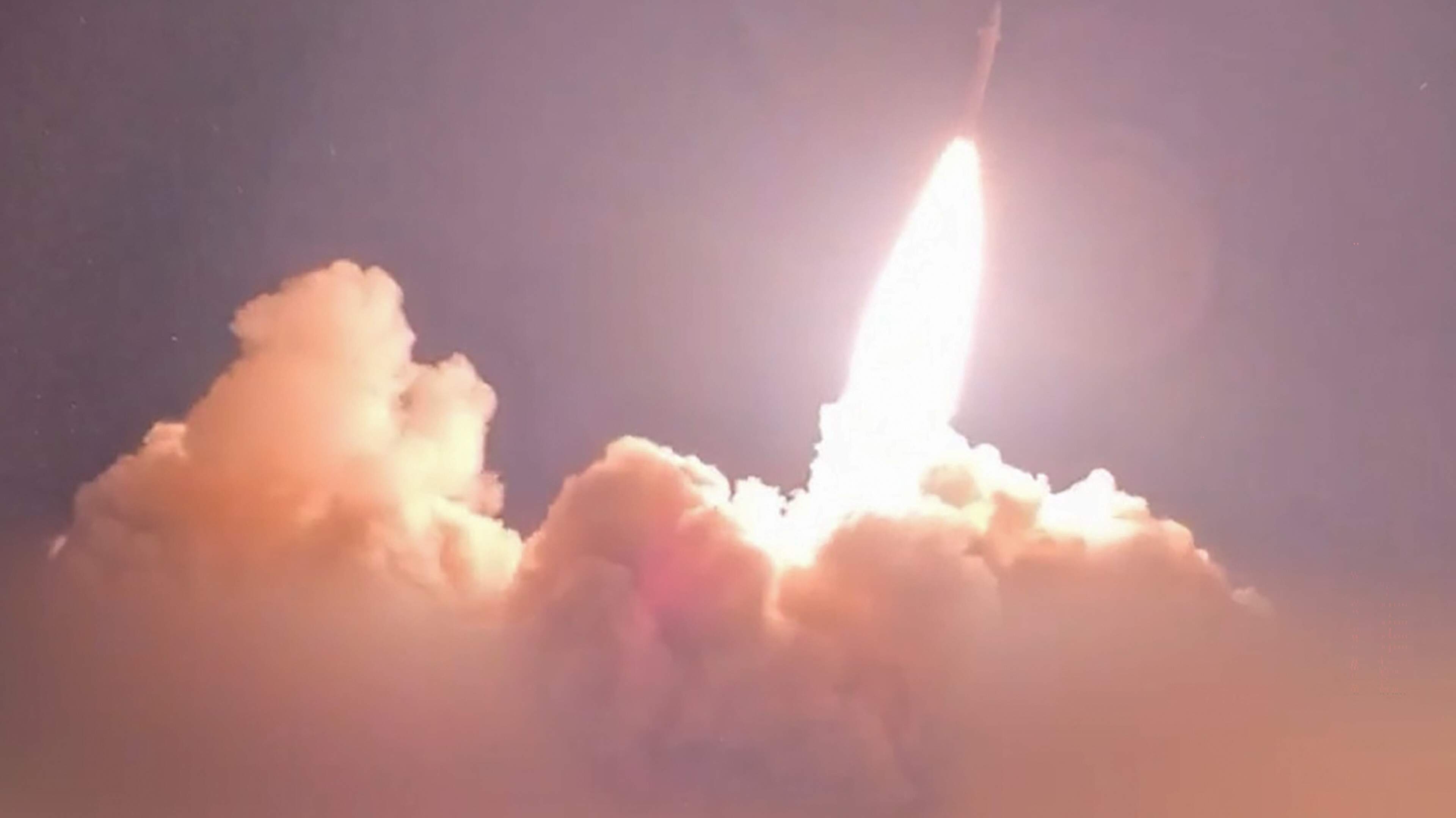LIVE | Raketaanval vanuit Iran op Jordanië: Israël waarschuwt voor afzwaaiende raketten