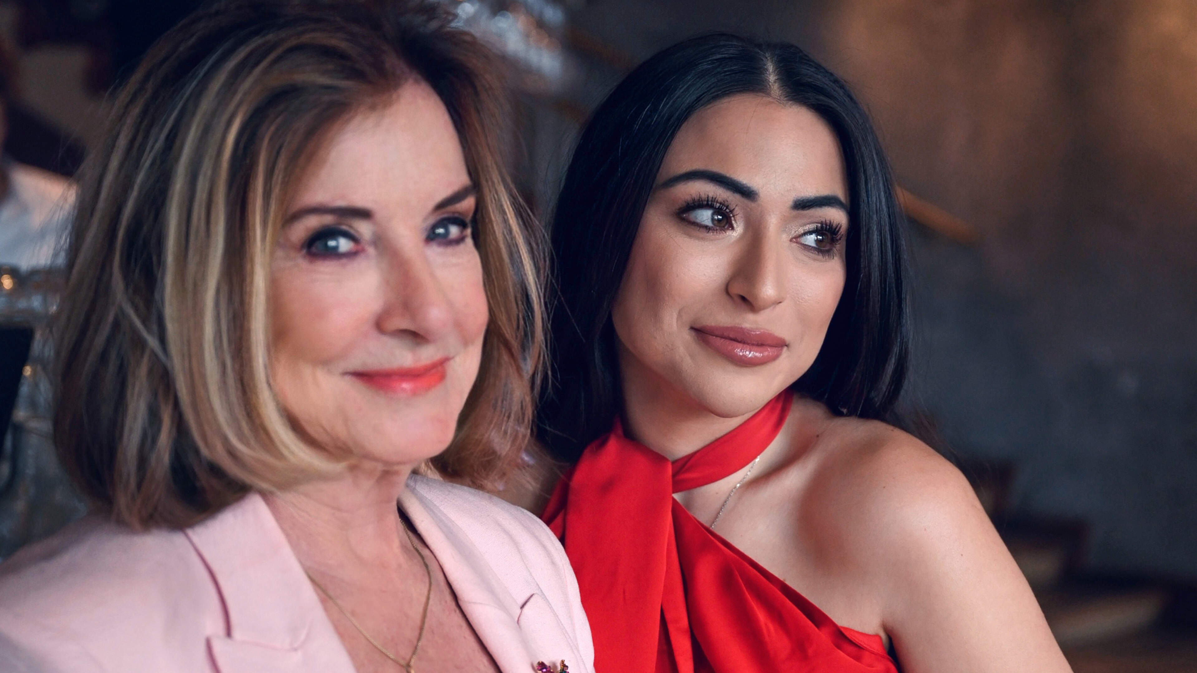 Catherine Keyl en Lale Gül over leven als single: ’Leuke mannen jaag je weg door je bekendheid’