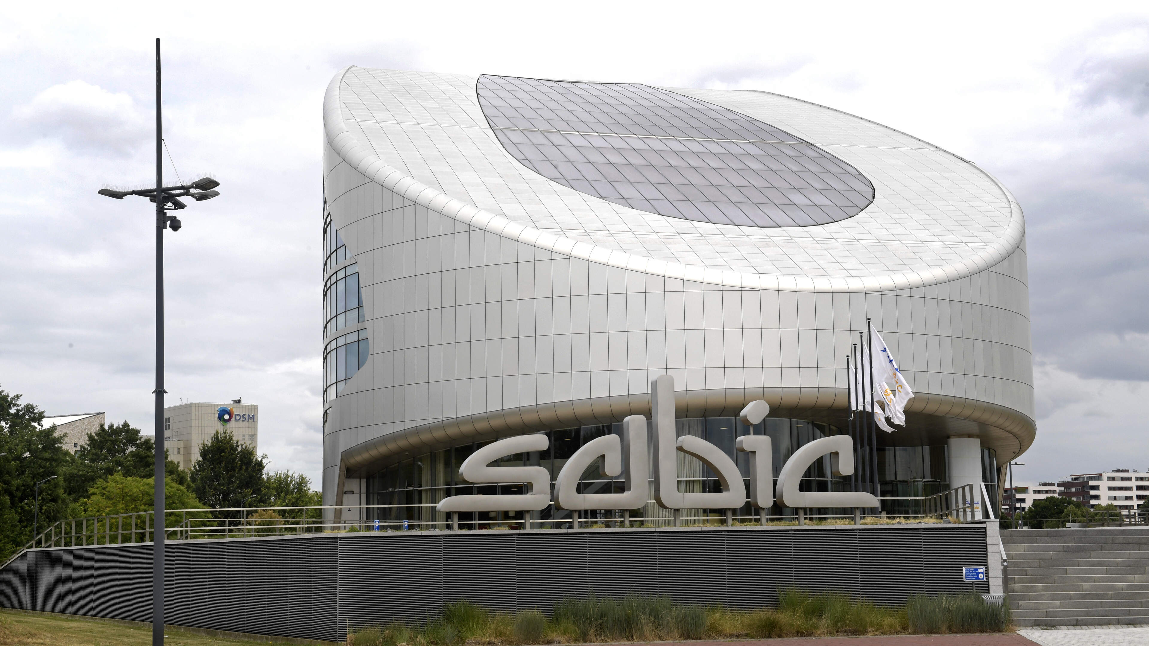 Justitie opent strafrechtelijk onderzoek: heeft plasticfabriek Sabic illegaal PFAS geloosd in Westerschelde?