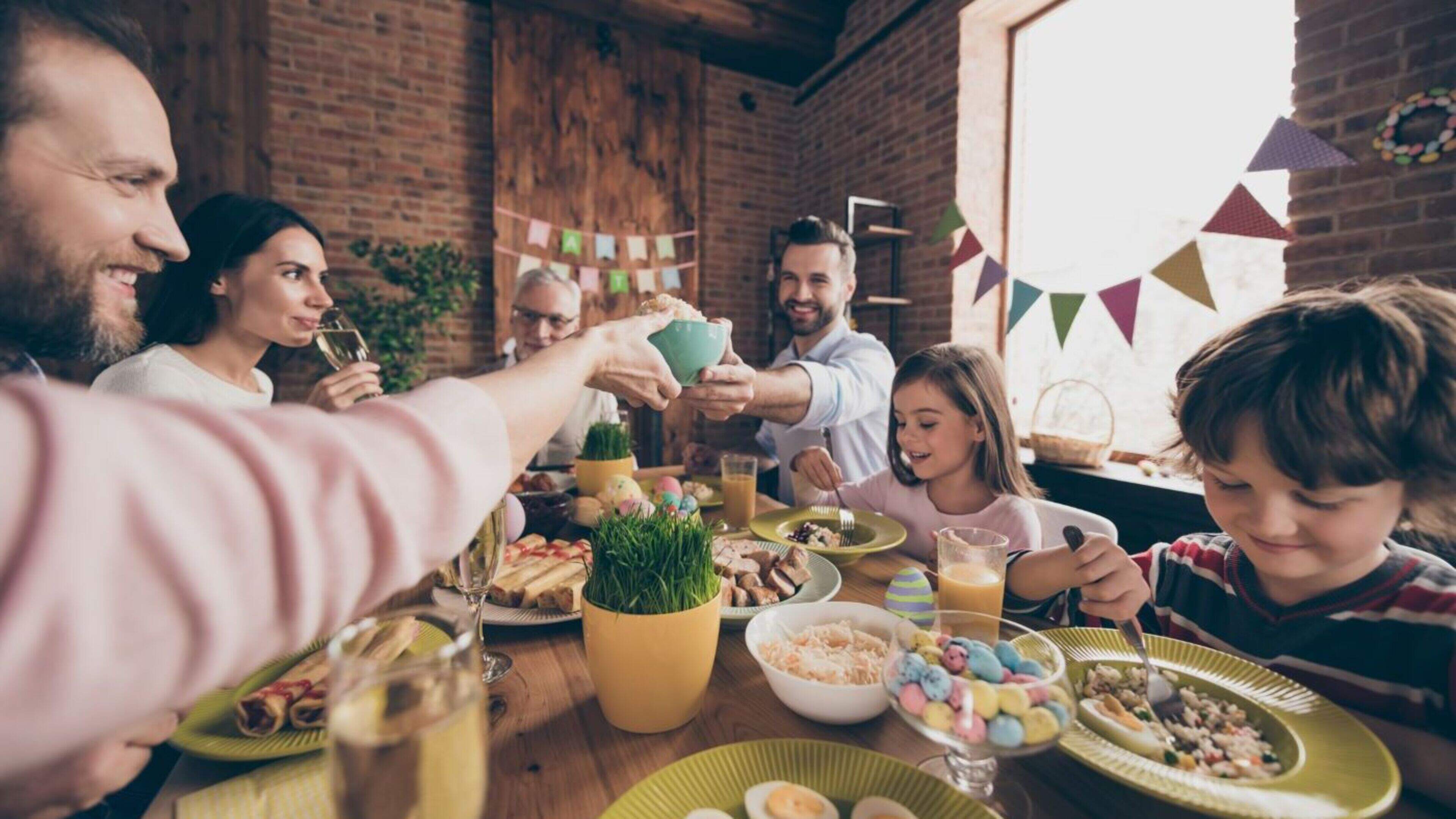 Waarom is jullie familieband zoals die is? Lees het hier in de horoscoop! ’Probeer je niet onnodig gekwetst te voelen’