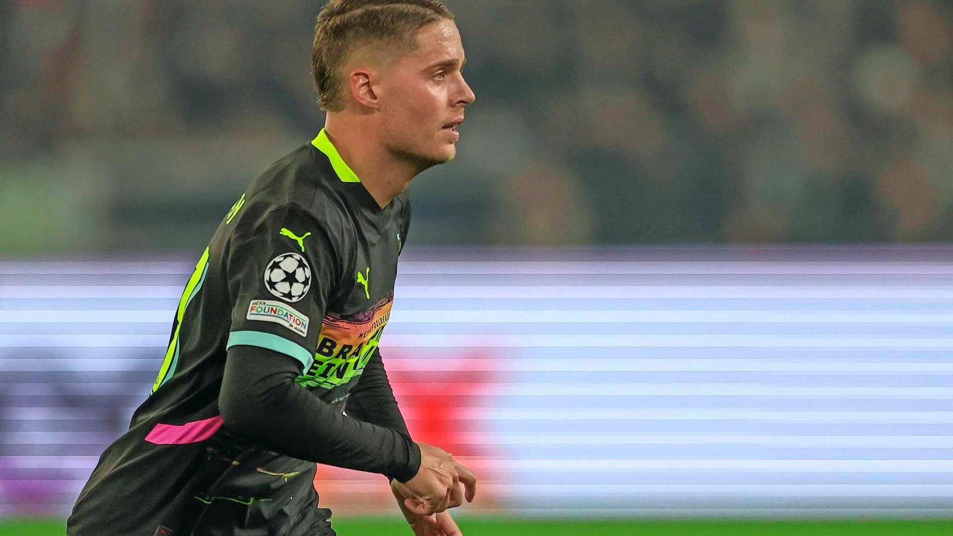 Marco van Basten haalt uit naar PSV-middenvelder Joey Veerman | De ...