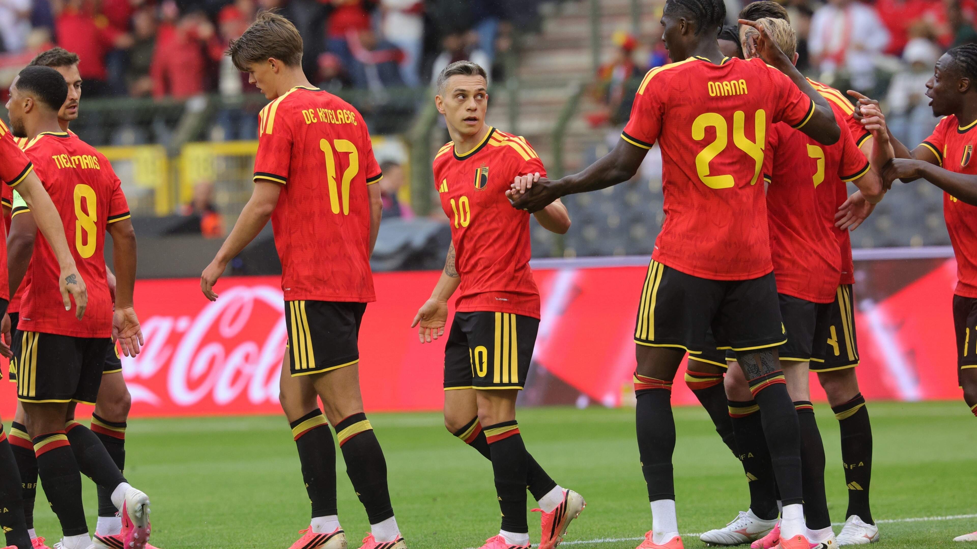 België geeft Nederlands elftal het goede voorbeeld en legt Tunesië met grote cijfers over de knie