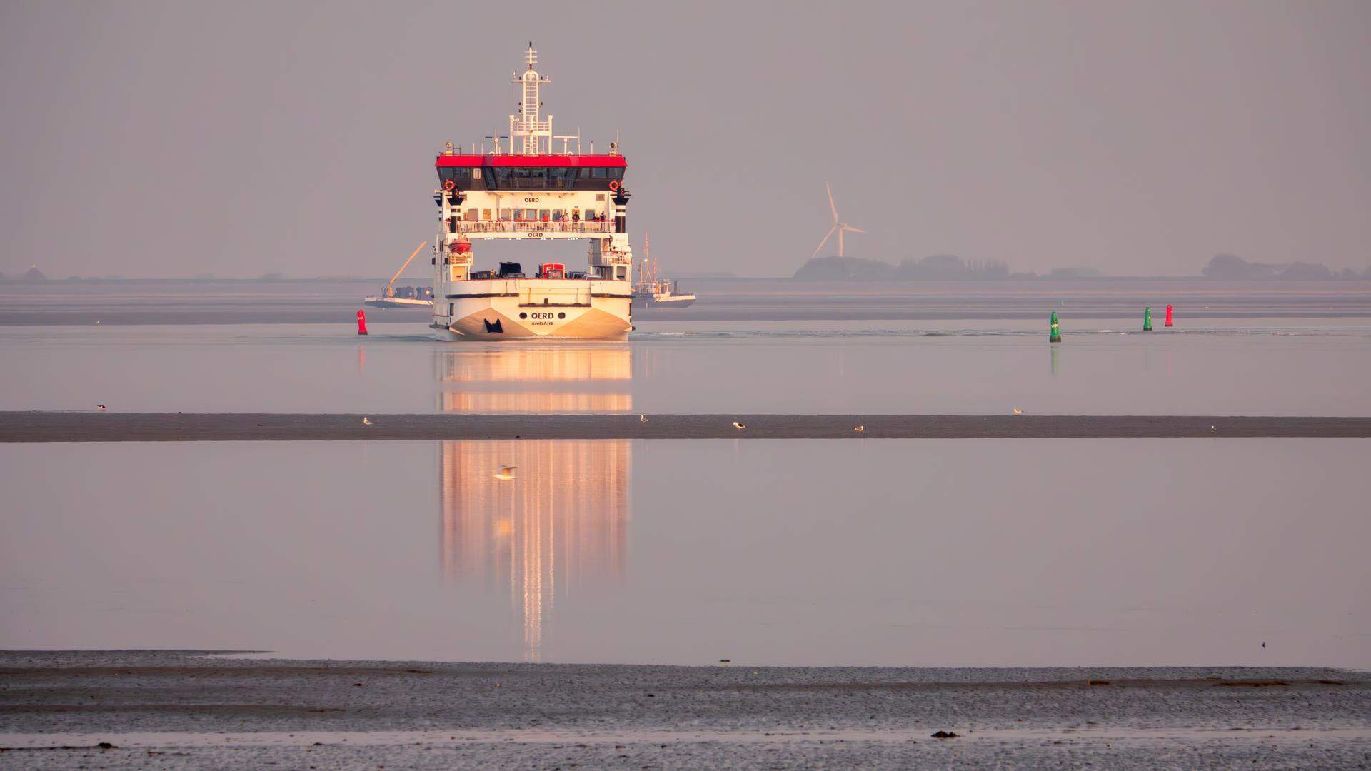 Komt de veerdienst naar Ameland in handen van de eilanders zelf? 