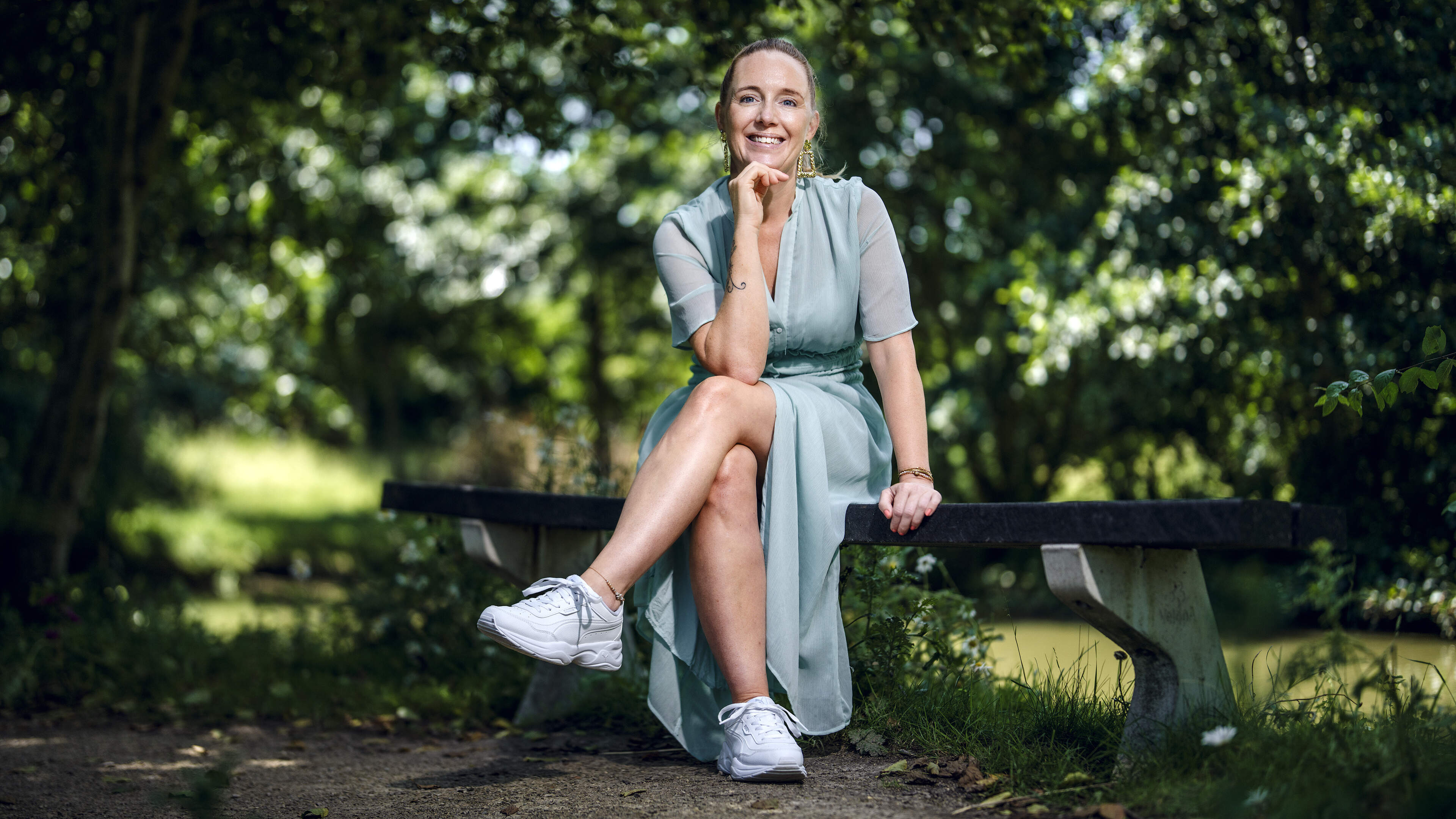 Miranda (43) viel in een ravijn na quad-ongeluk op Bali: ’Ik was bang dat ik dood zou gaan als ik in slaap zou vallen’