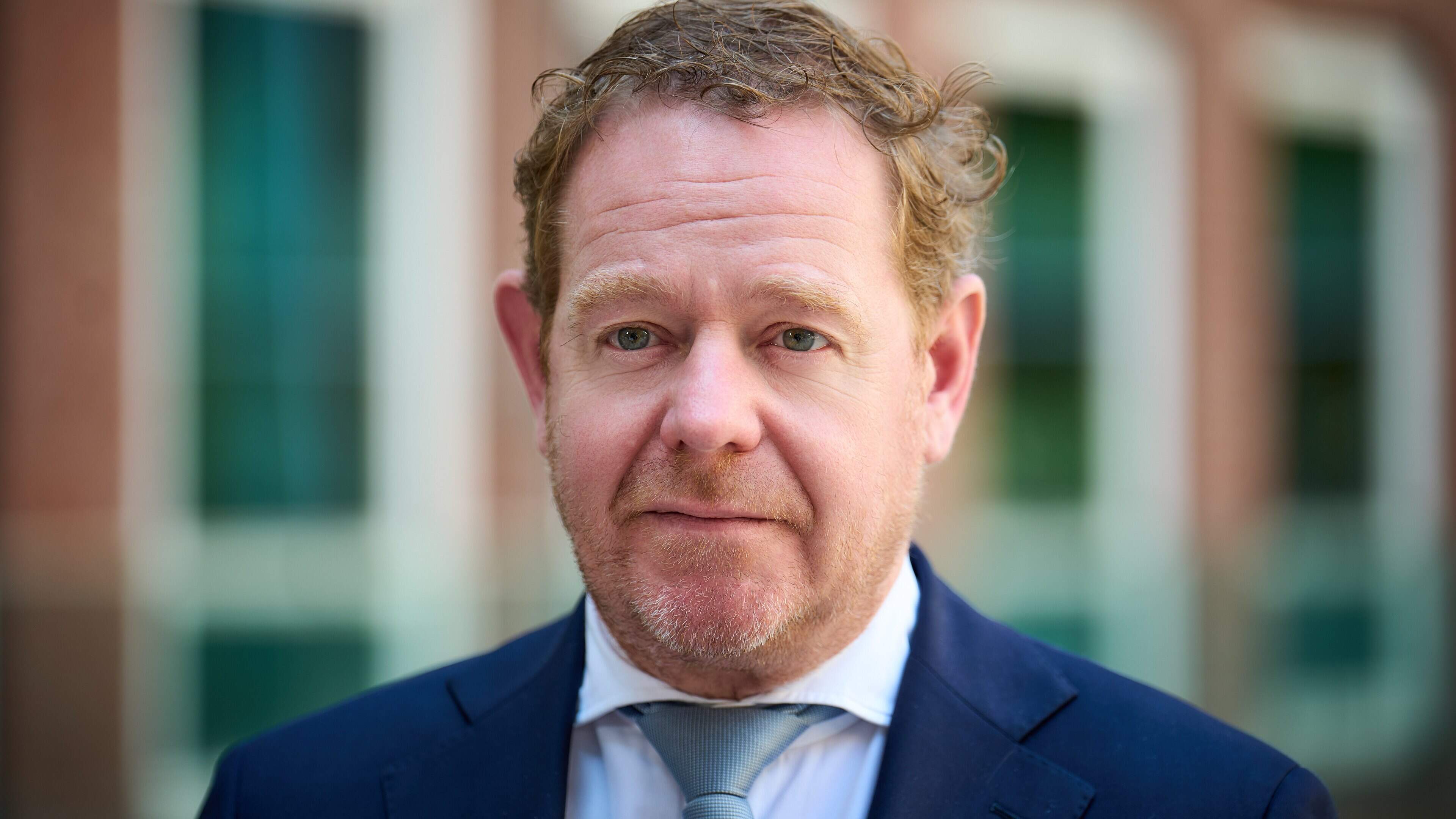 Kabinet wil afpakken Nederlanderschap van terreurreizigers definitief vastleggen: ’Onaanvaardbaar dat ze ongehinderd kunnen terugkeren’