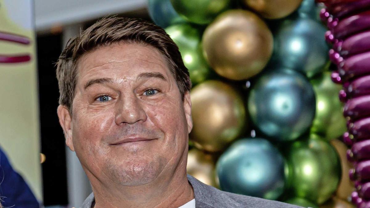 Zieke Martijn Krabbé geeft update via Instagram: 'We liggen op koers' | De  Telegraaf