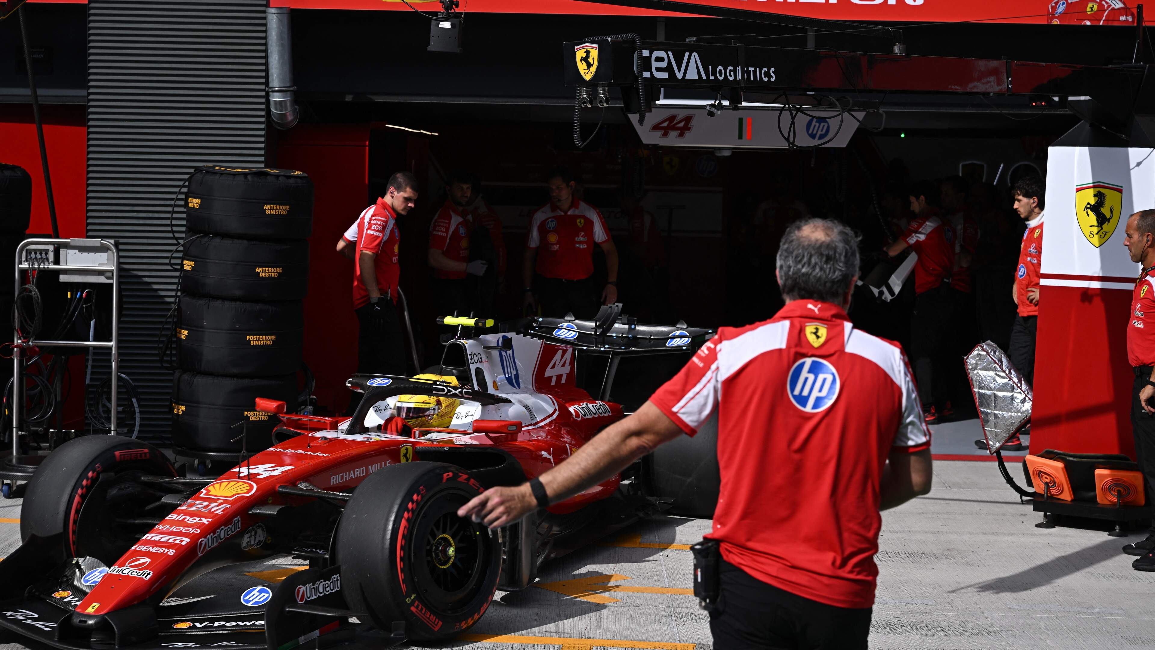 LIVE Formule 1 | Komt er een straf voor Lewis Hamilton na kwalificatie in Hongarije?