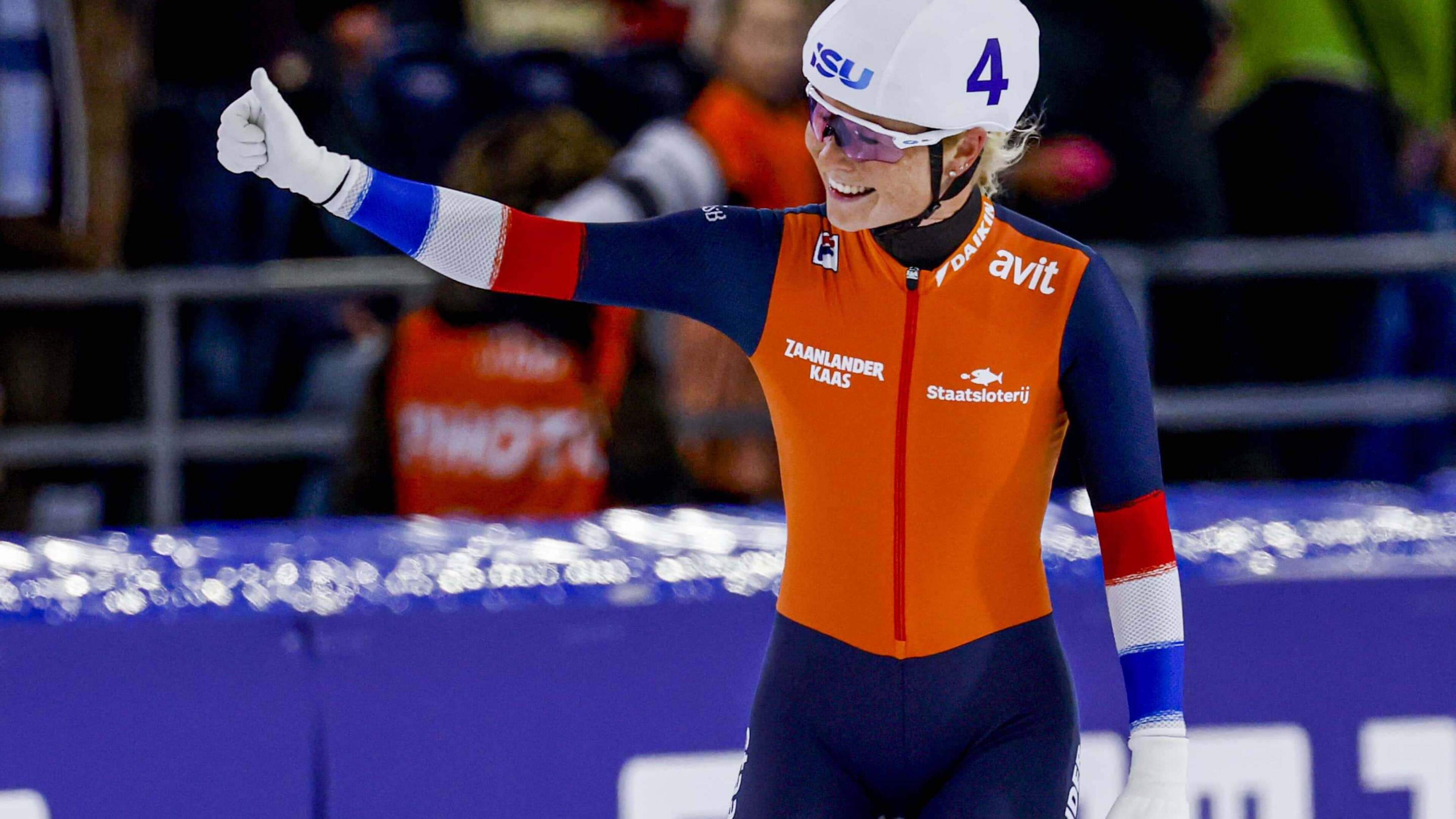 Marijke Groenewoud and Jorrit Bergsma Win Mass Start Races in Heerenveen
