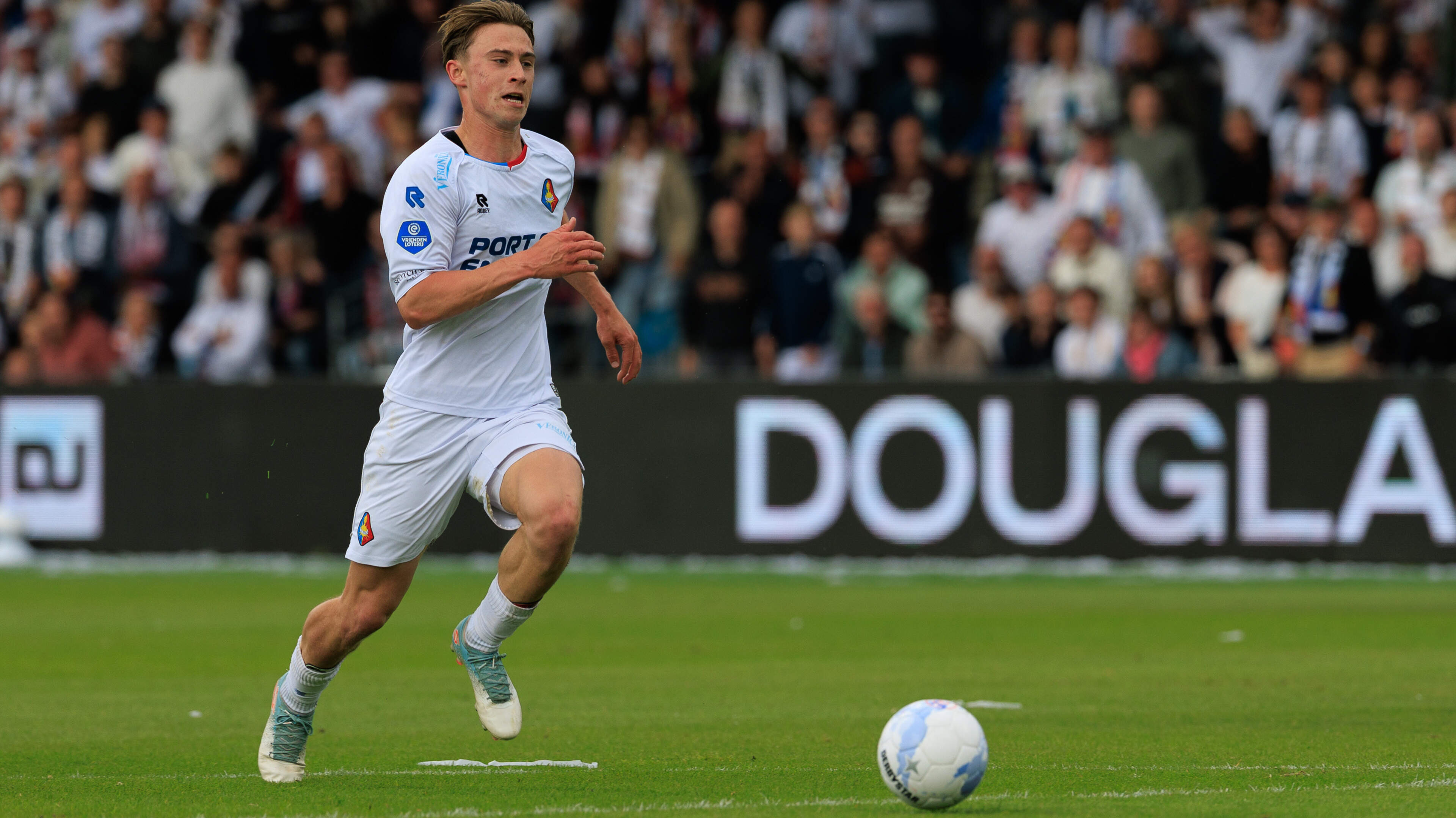 LIVE Transfers | AZ legt Sem van Duijn langer vast, Jamiro Monteiro van PEC Zwolle naar NEC