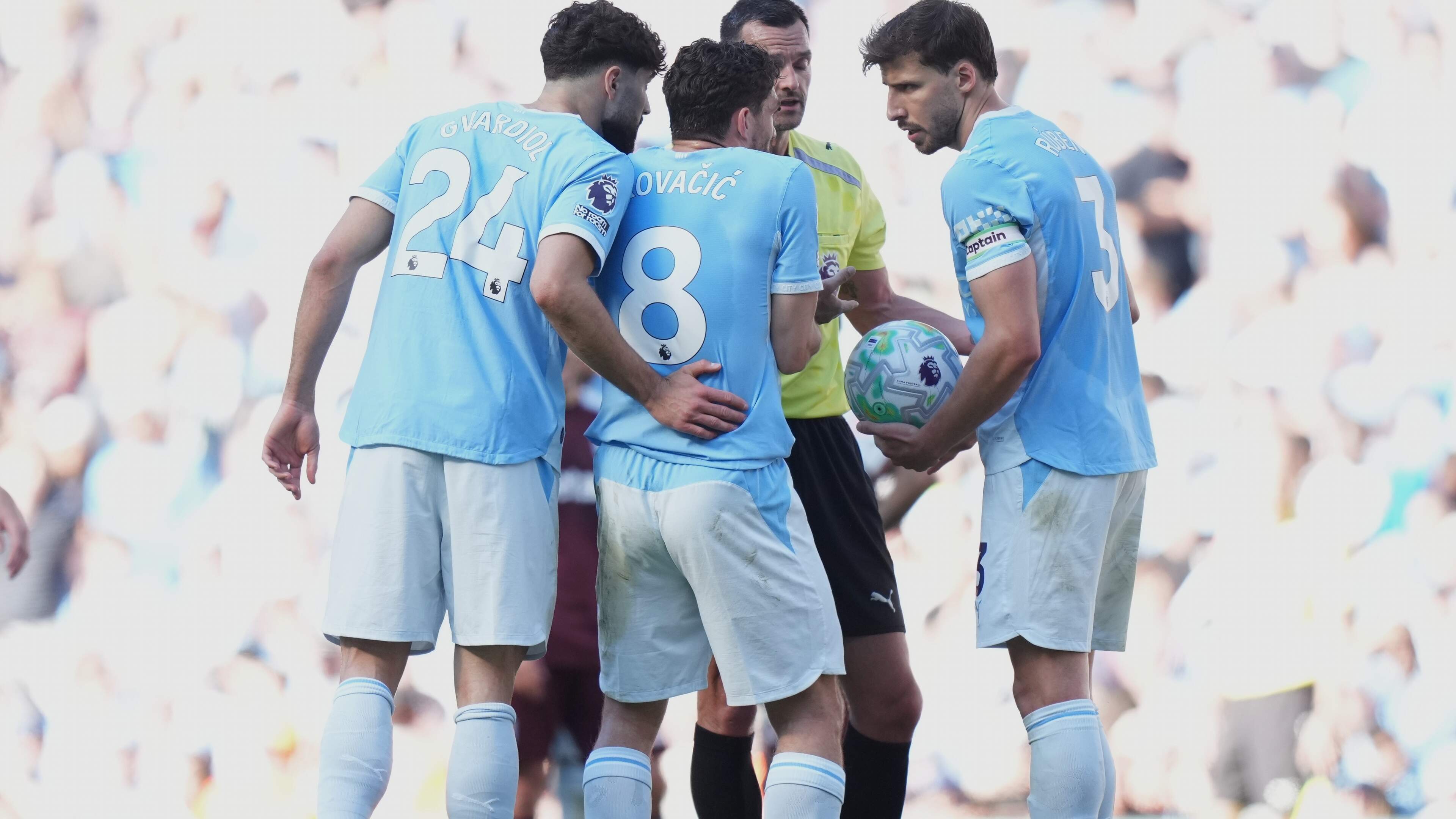 Opmerkelijke inzage voor de fans: Premier League publiceert beoordeling van beslissingen scheidsrechters