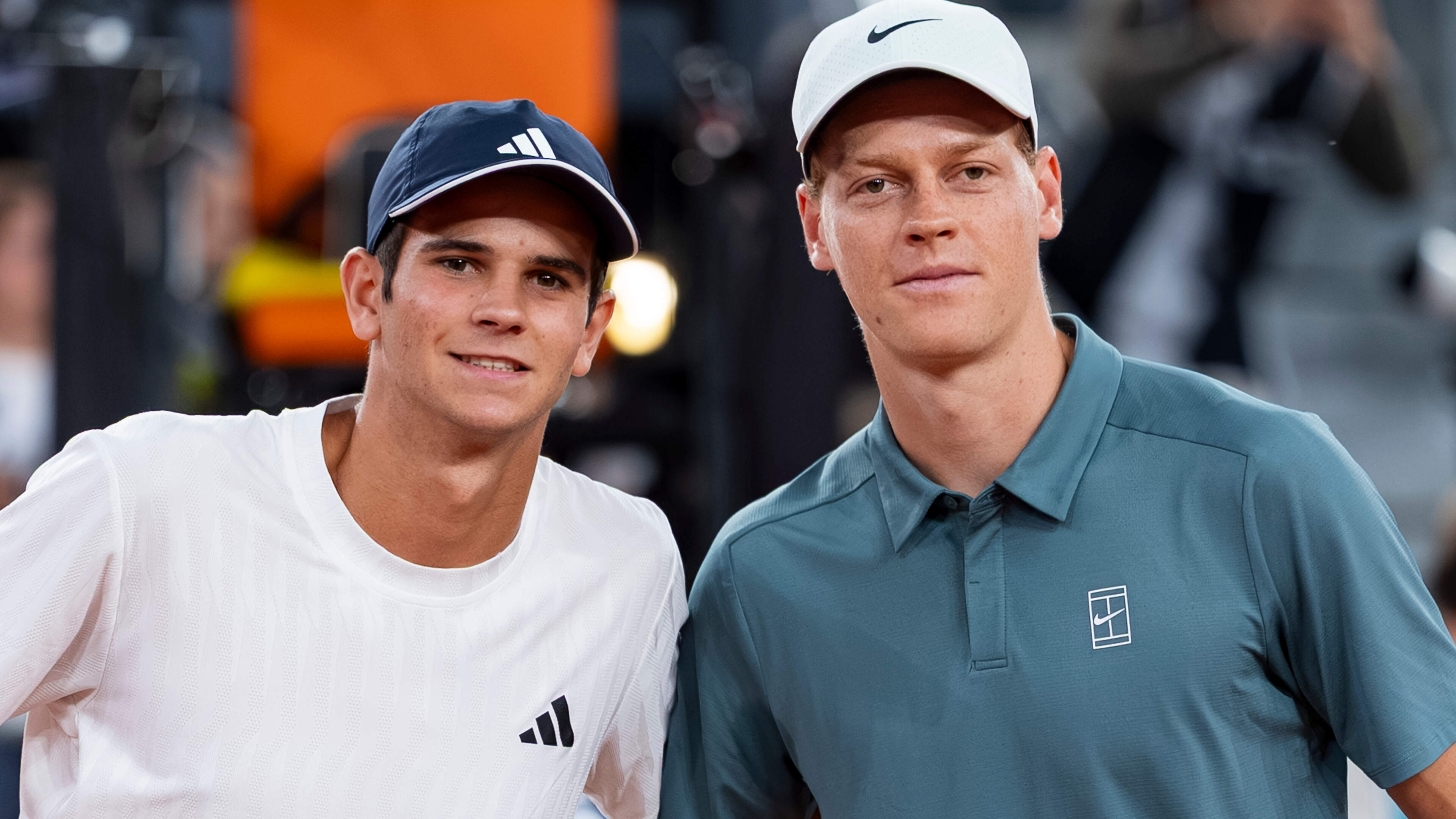 Ook Spaanse sensatie Rafael Jodar (19) kan Jannik Sinner niet stoppen, Italiaan dendert door in Madrid