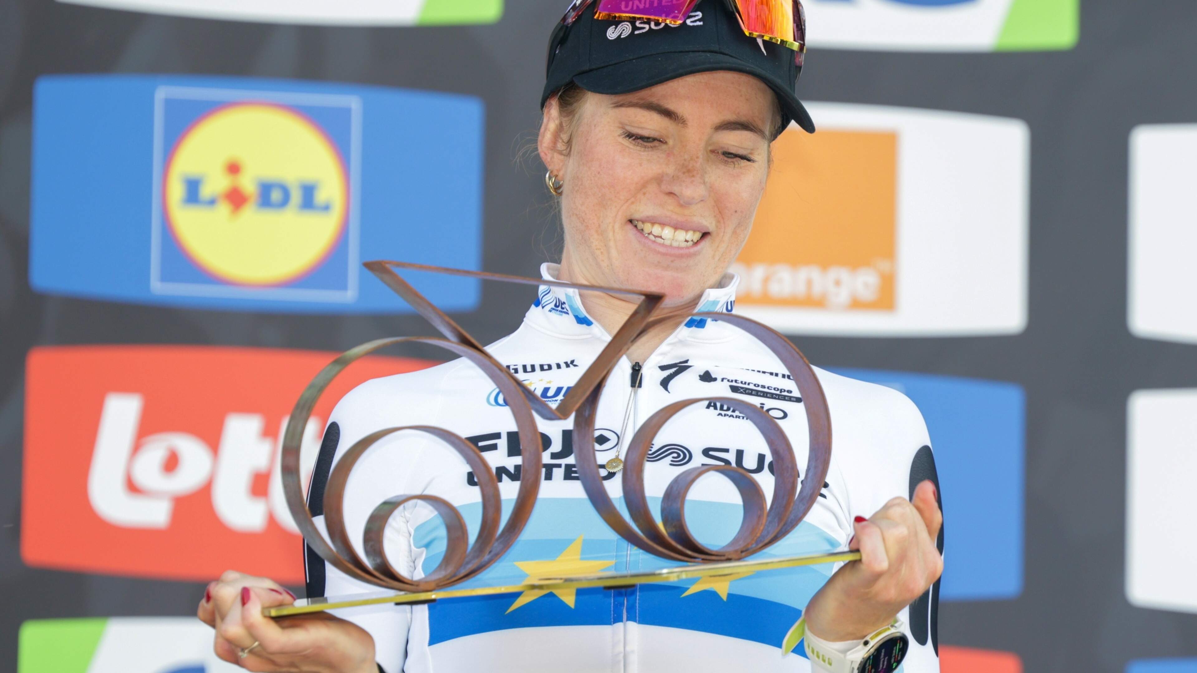 Het voorjaar van Demi Vollering wordt steeds mooier: ’Ik kan niet anders dan ongelooflijk trots zijn’