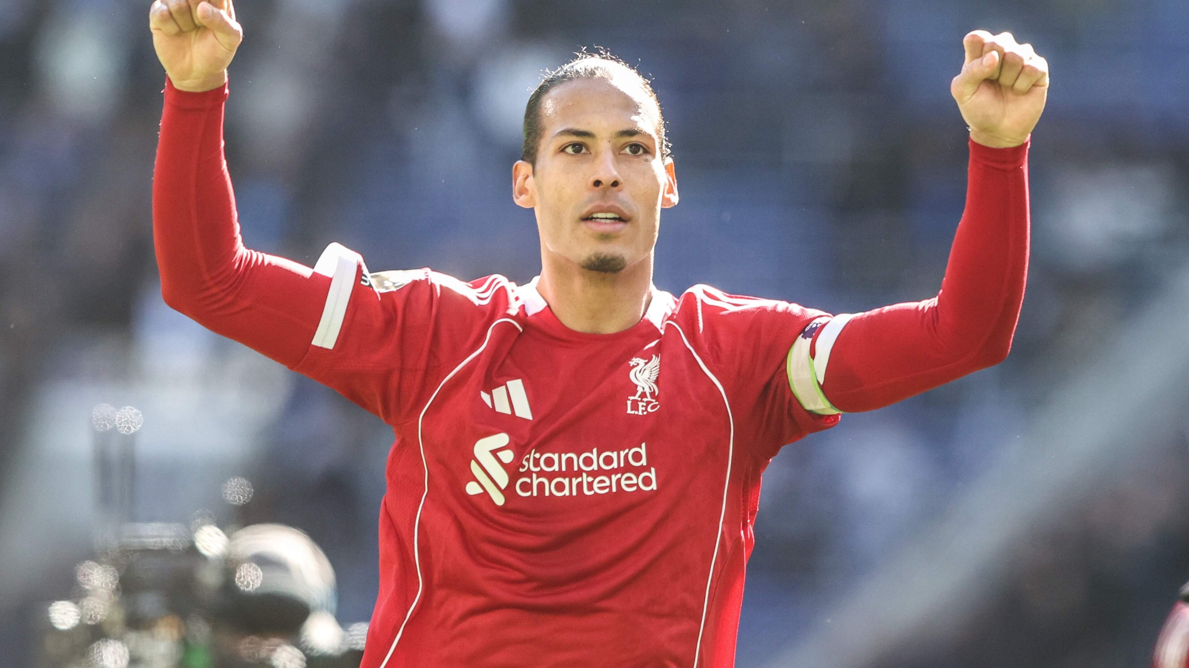 Virgil van Dijk blijft ondanks heldenrol in derby kritisch: ’Het was Liverpool-onwaardig’