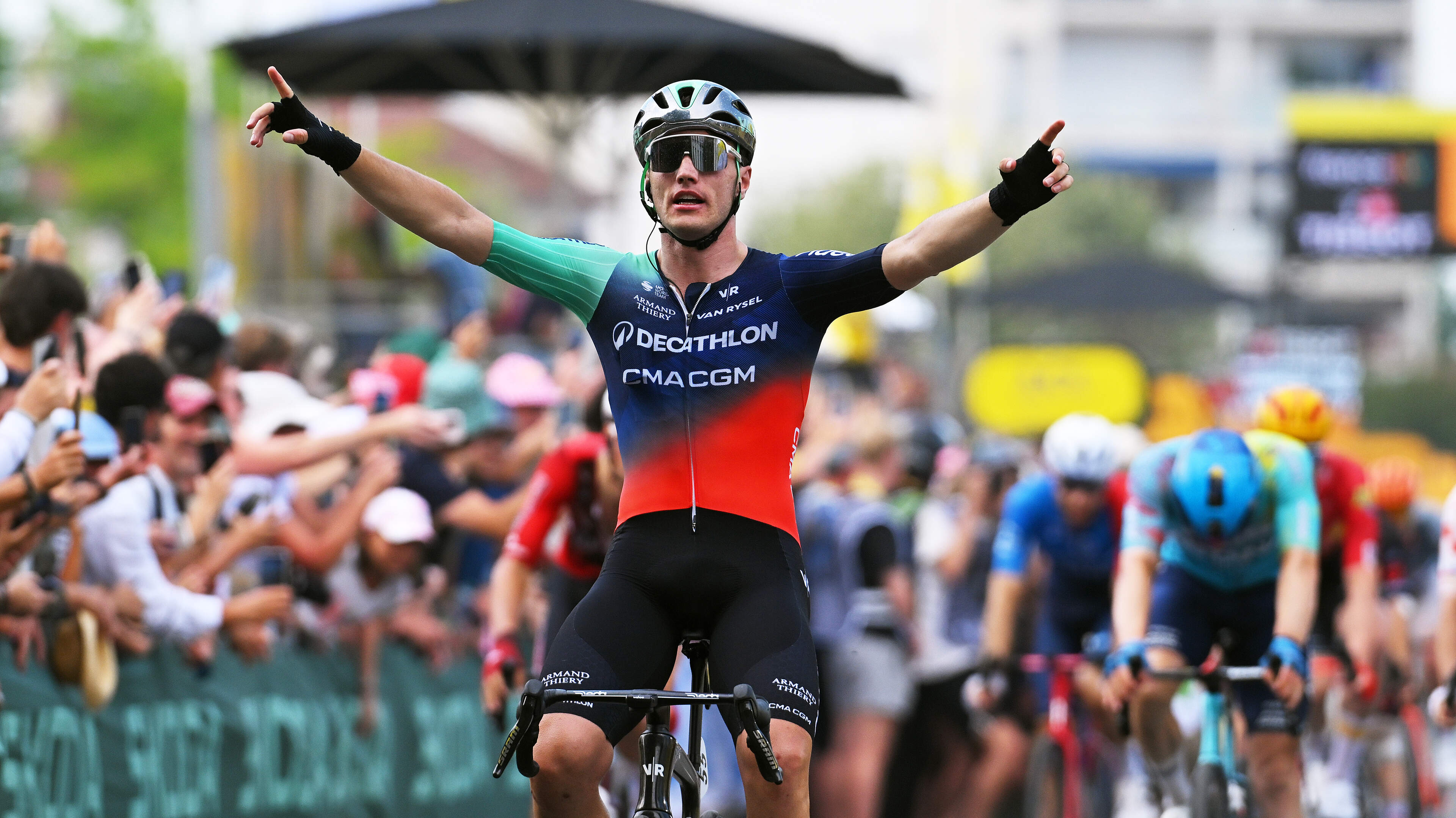 Uitslagen en standen Tour de France: Olav Kooij boekt in massasprint eerste ritzege