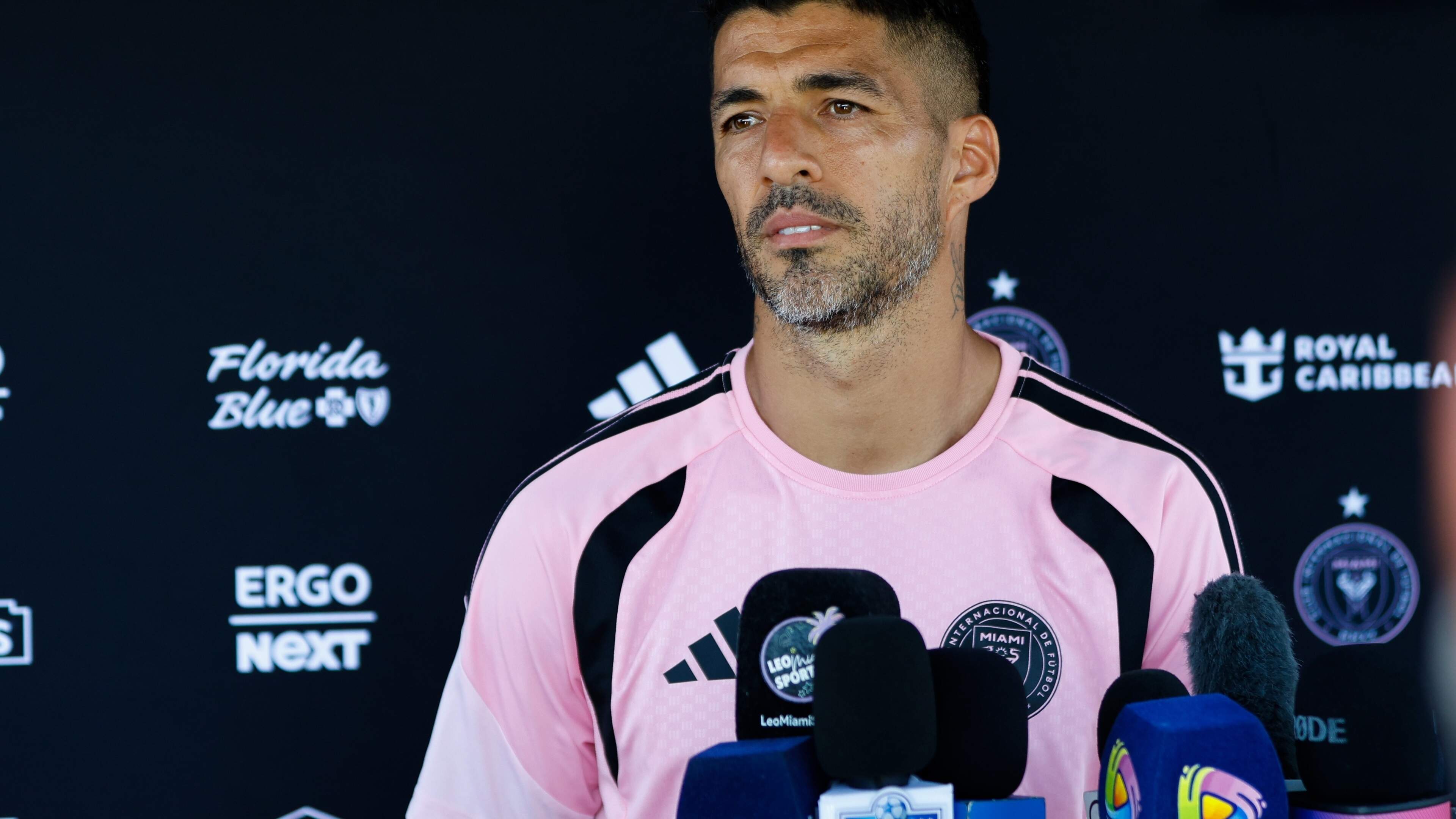 Luis Suarez (39) wil toch naar het WK en biedt zijn excuses aan: ’Ik heb iets gezegd wat ik niet had moeten zeggen’